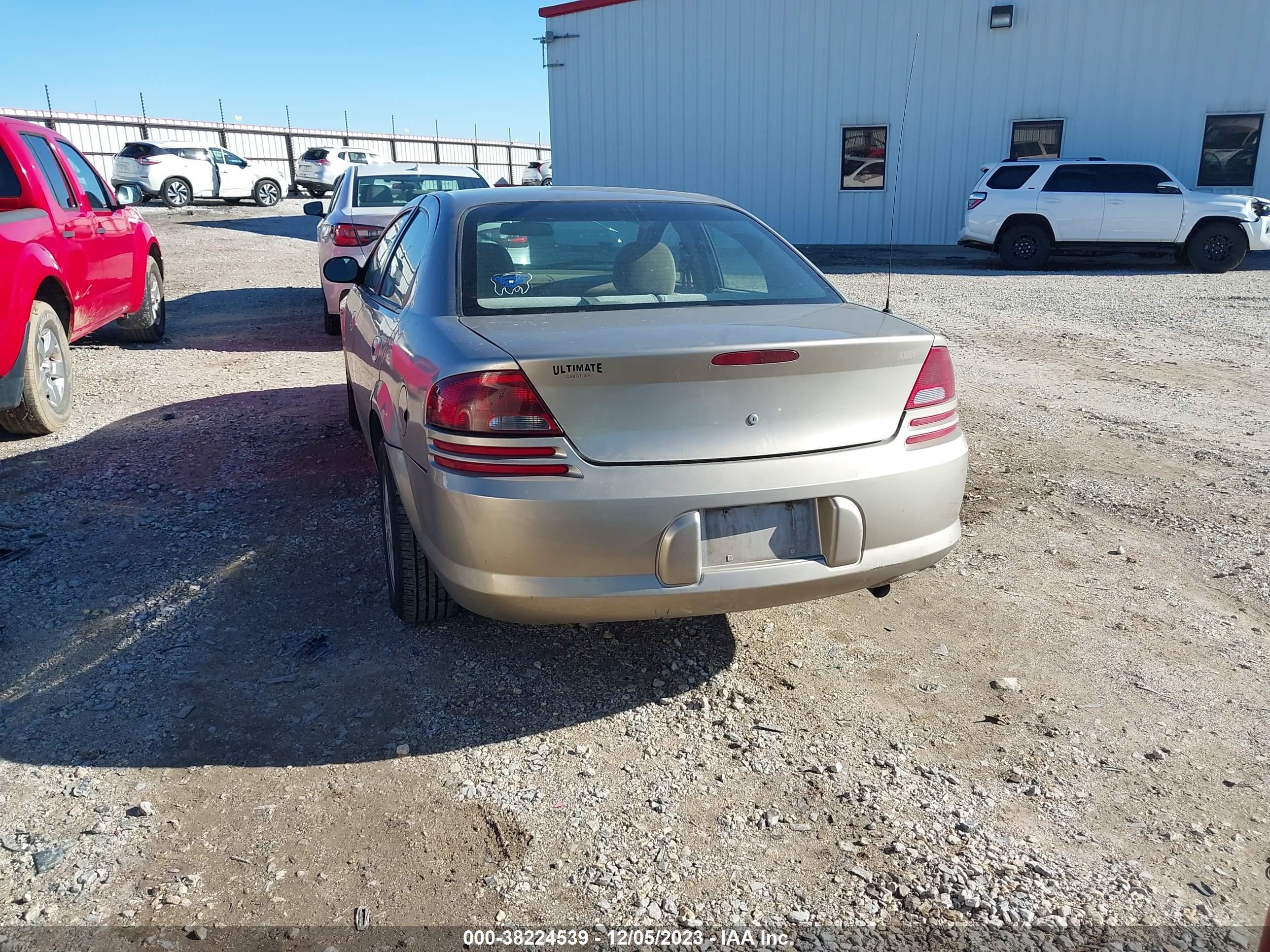 Photo 16 VIN: 1B3EL46R94N291280 - DODGE STRATUS 