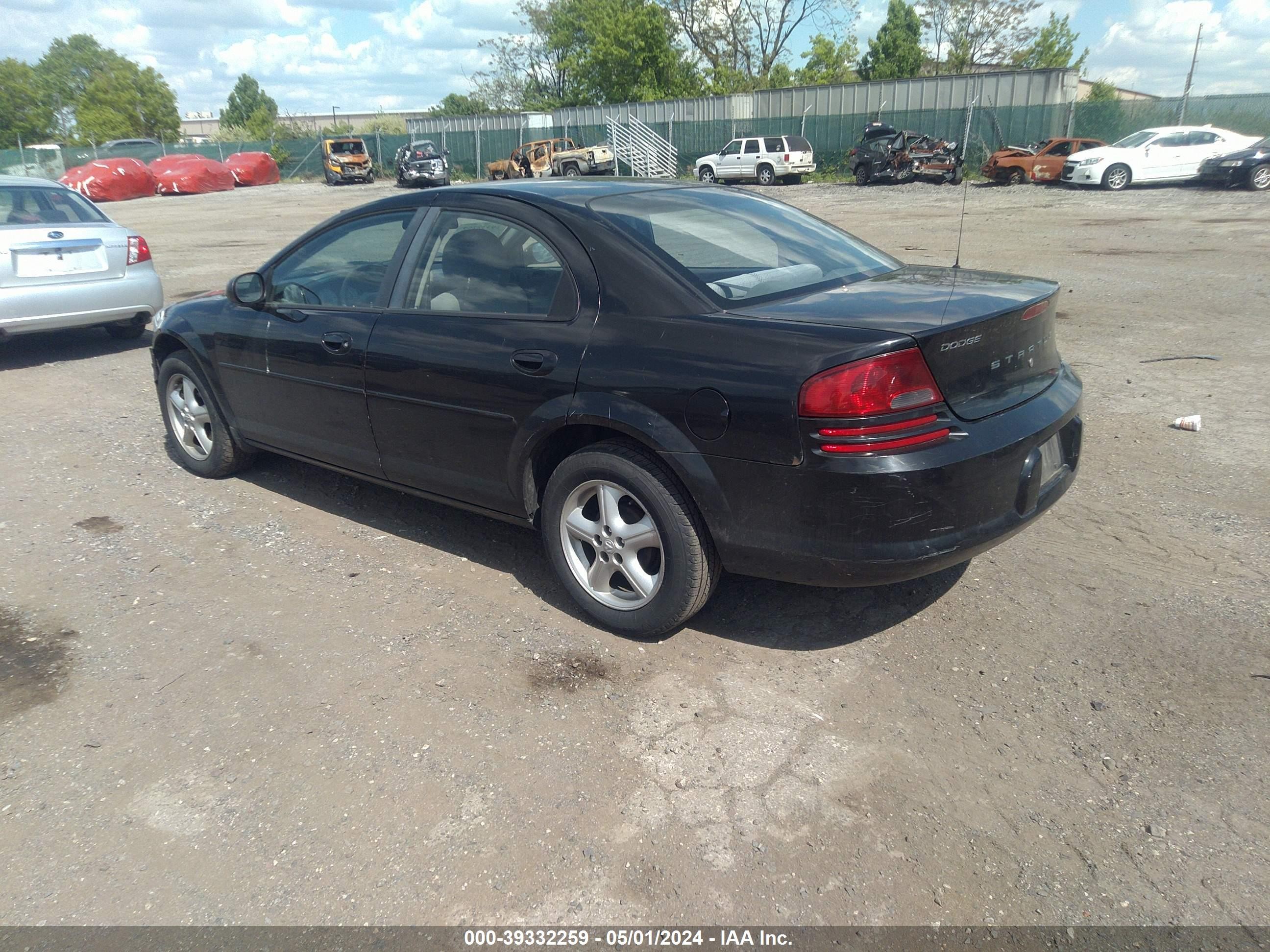 Photo 2 VIN: 1B3EL46R95N583688 - DODGE STRATUS 