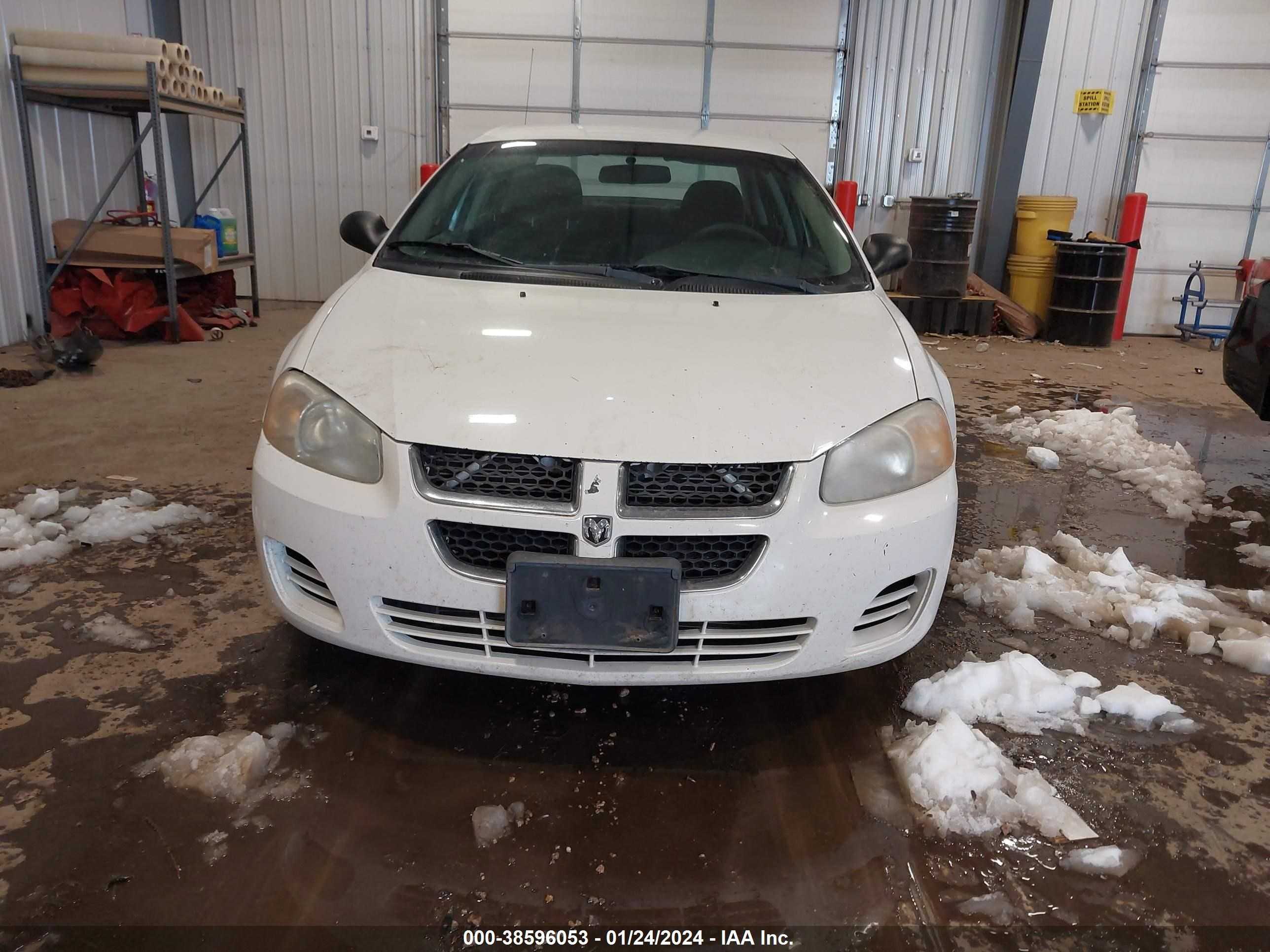 Photo 5 VIN: 1B3EL46T05N517509 - DODGE STRATUS 