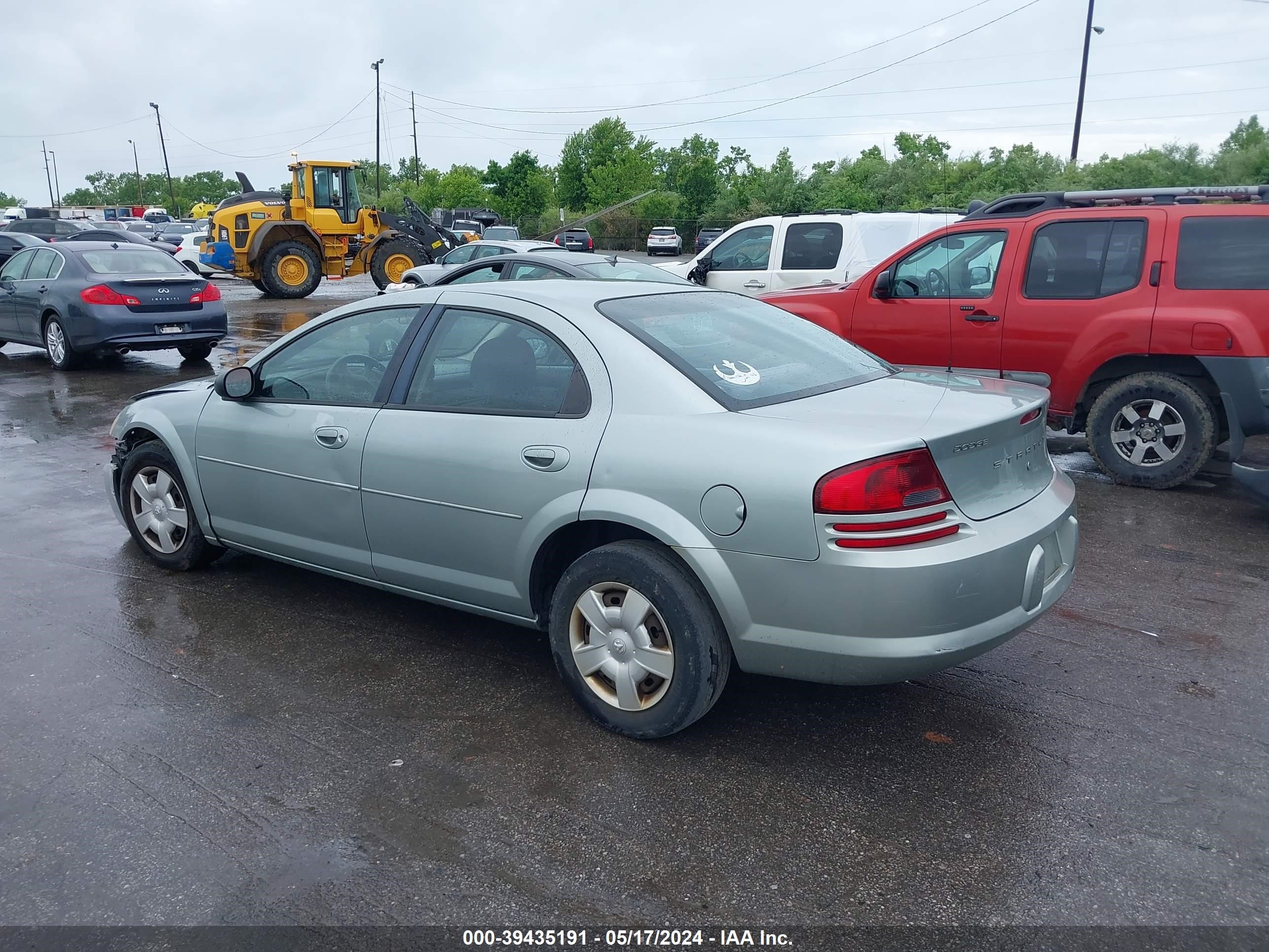 Photo 2 VIN: 1B3EL46T55N642926 - DODGE STRATUS 