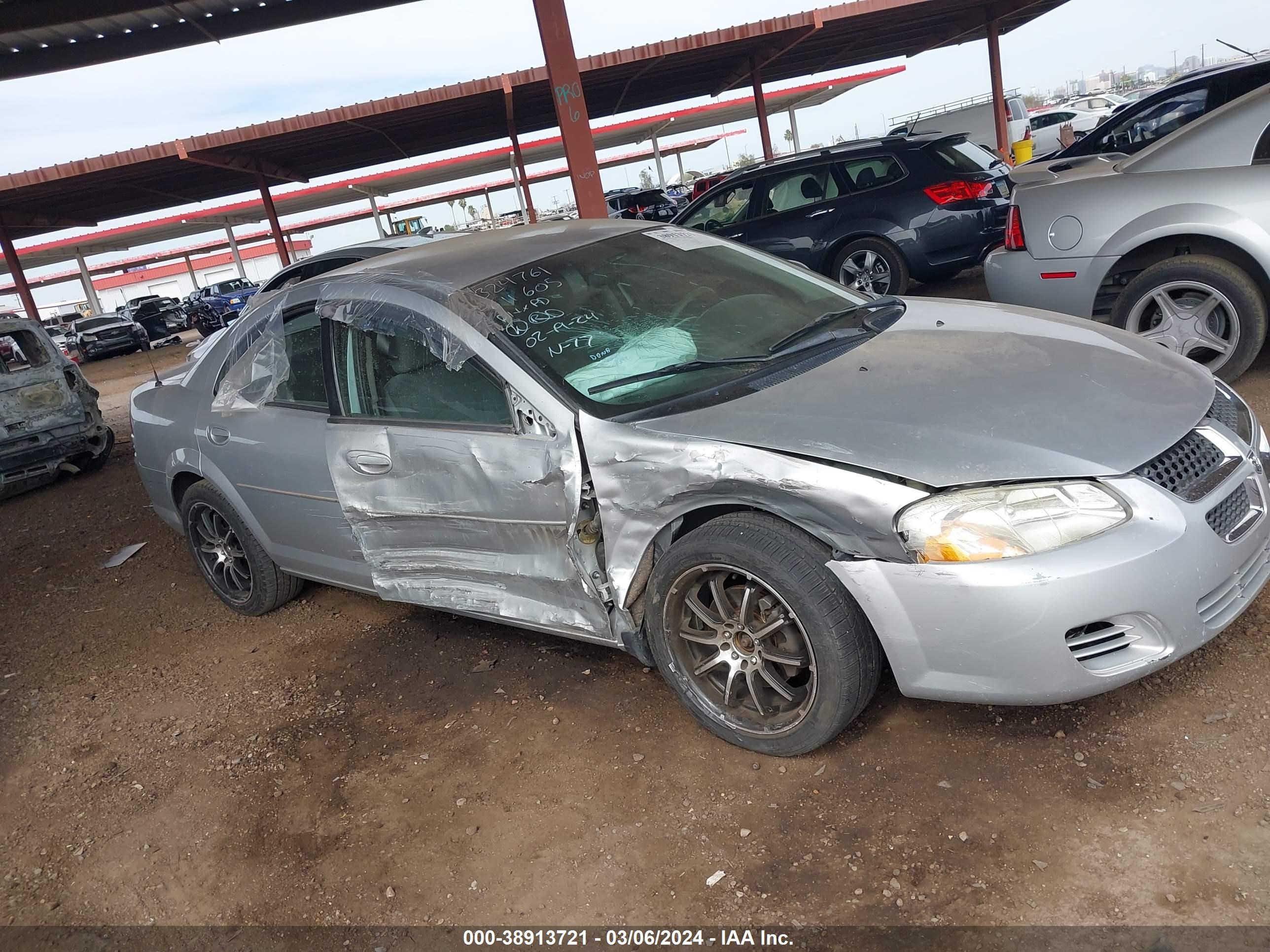 Photo 11 VIN: 1B3EL46T65N611605 - DODGE STRATUS 