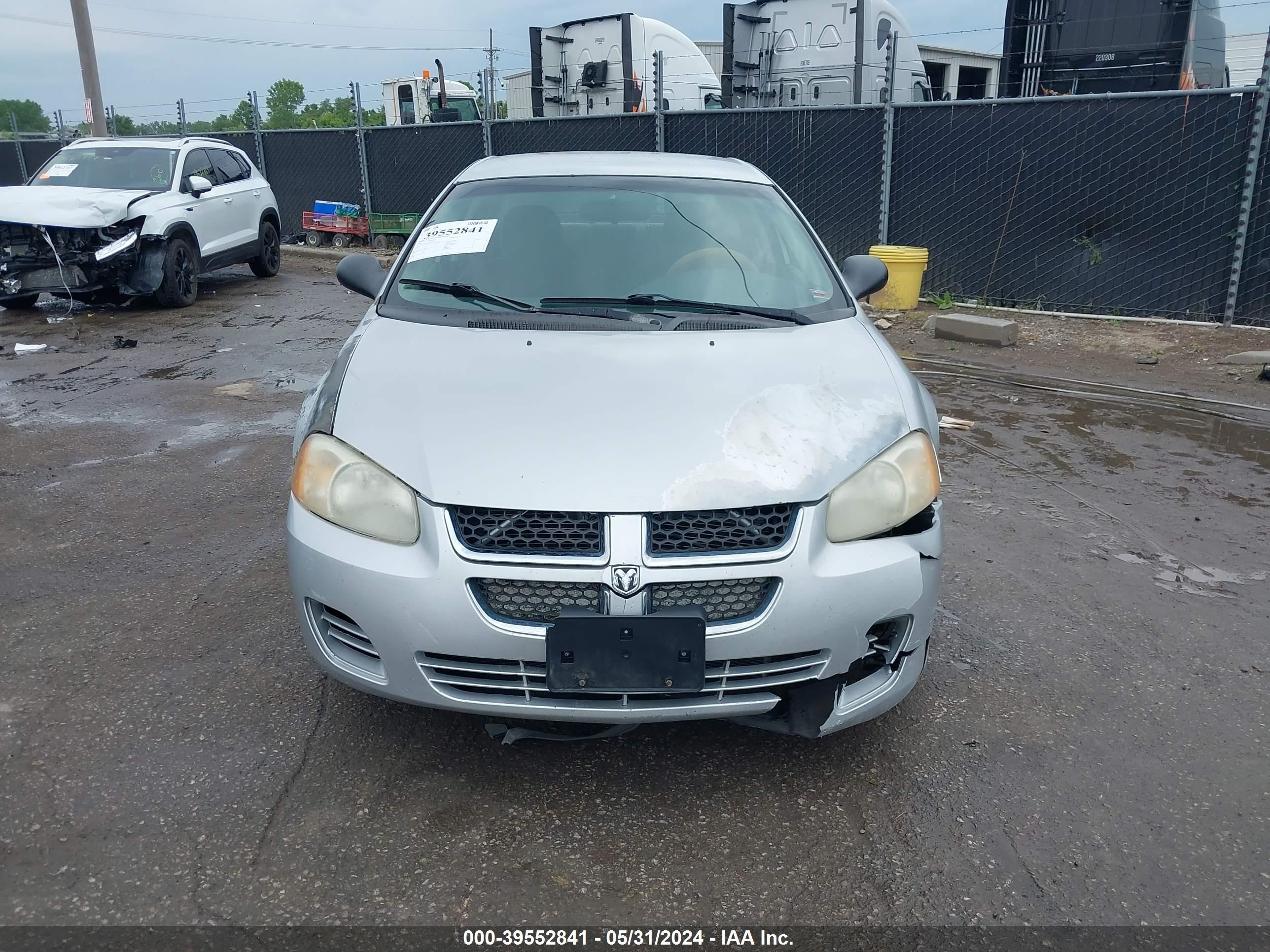 Photo 11 VIN: 1B3EL46T65N626718 - DODGE STRATUS 