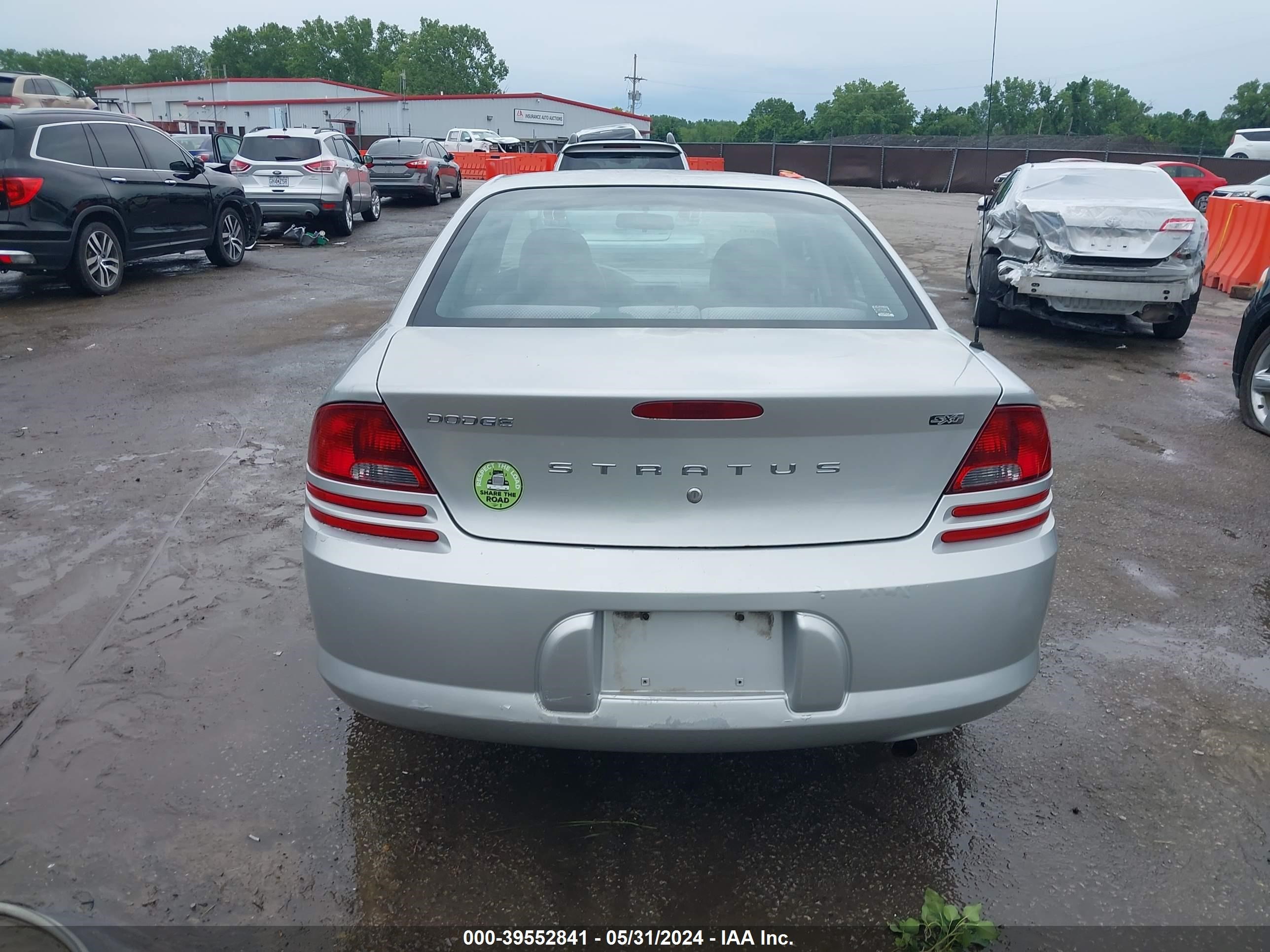 Photo 15 VIN: 1B3EL46T65N626718 - DODGE STRATUS 