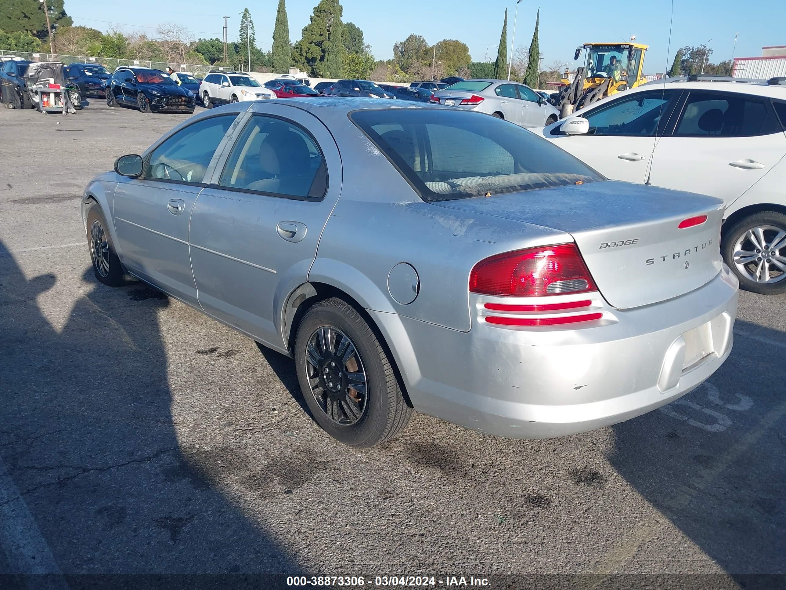 Photo 2 VIN: 1B3EL46X06N110391 - DODGE STRATUS 