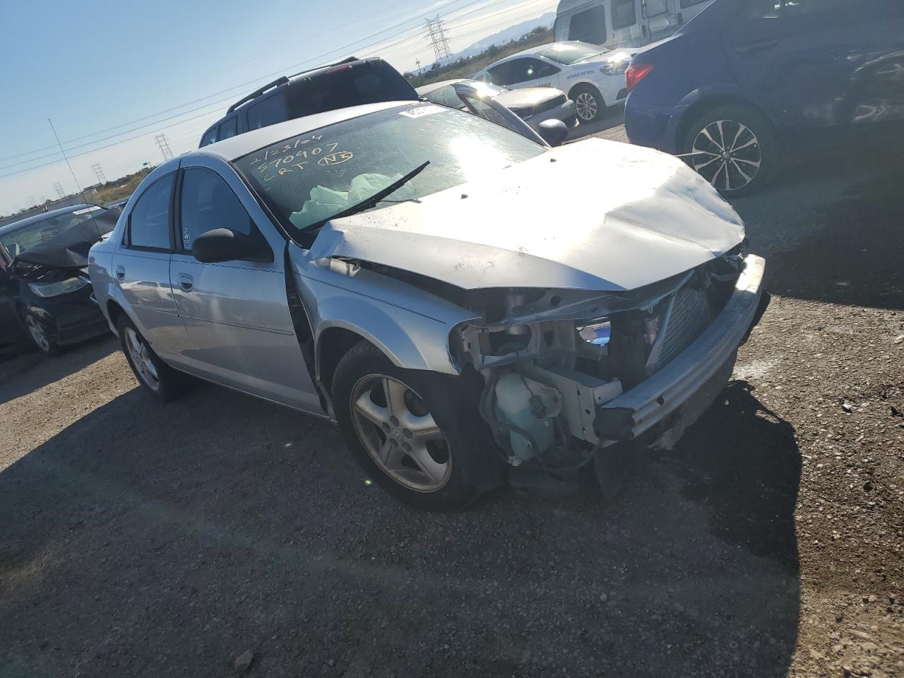 Photo 3 VIN: 1B3EL46X16N177369 - DODGE STRATUS 