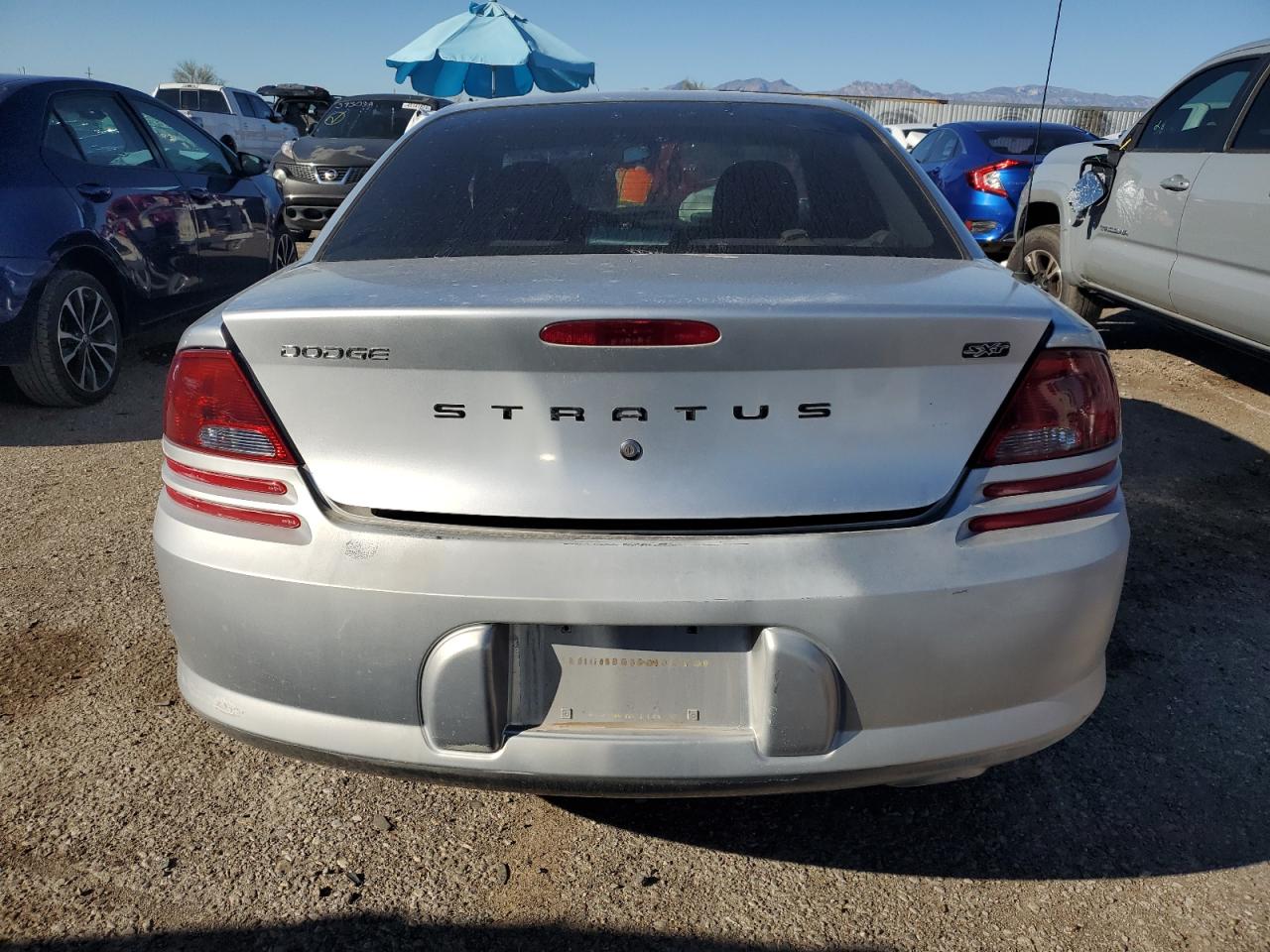 Photo 5 VIN: 1B3EL46X16N177369 - DODGE STRATUS 