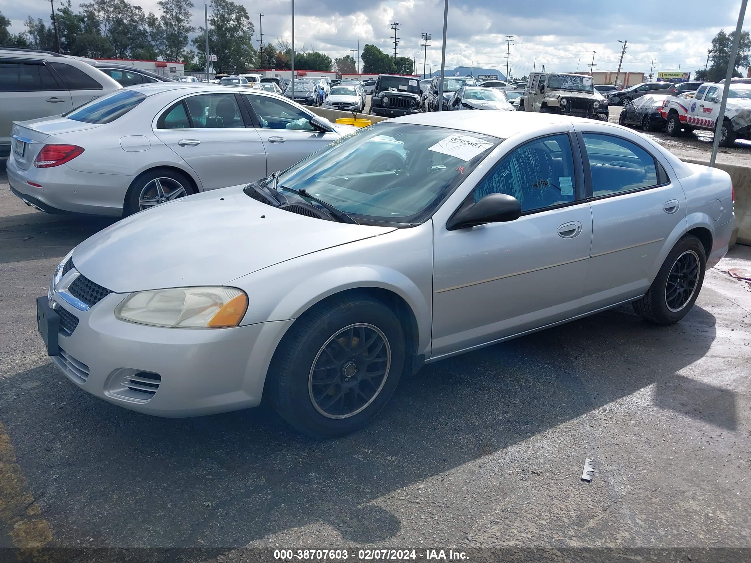 Photo 1 VIN: 1B3EL46X26N245579 - DODGE STRATUS 