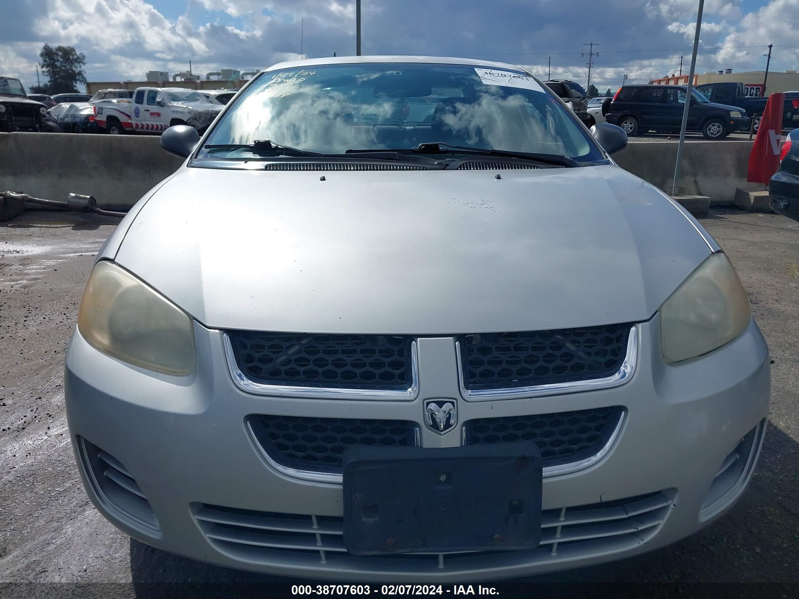 Photo 11 VIN: 1B3EL46X26N245579 - DODGE STRATUS 