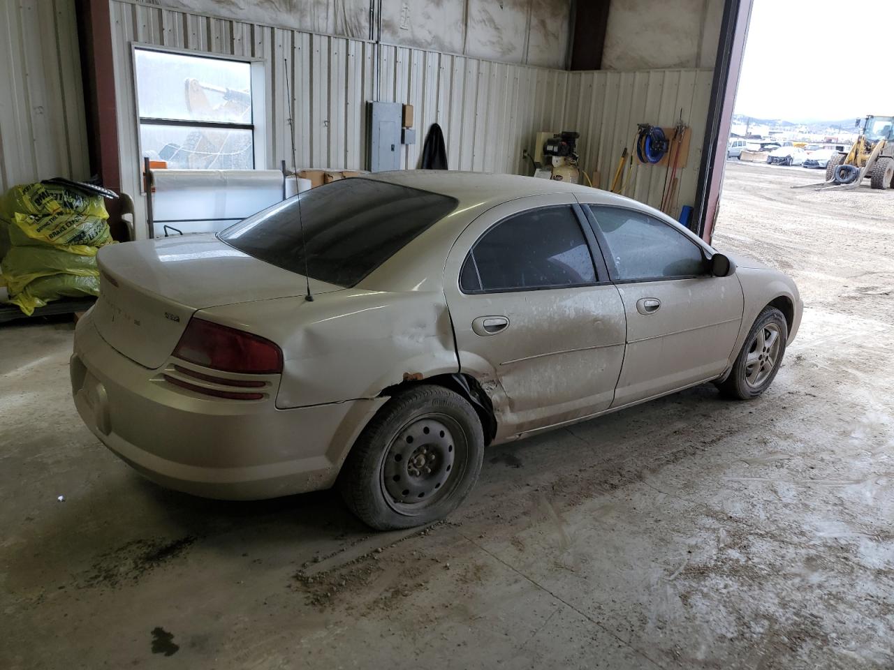 Photo 2 VIN: 1B3EL46X36N238186 - DODGE STRATUS 