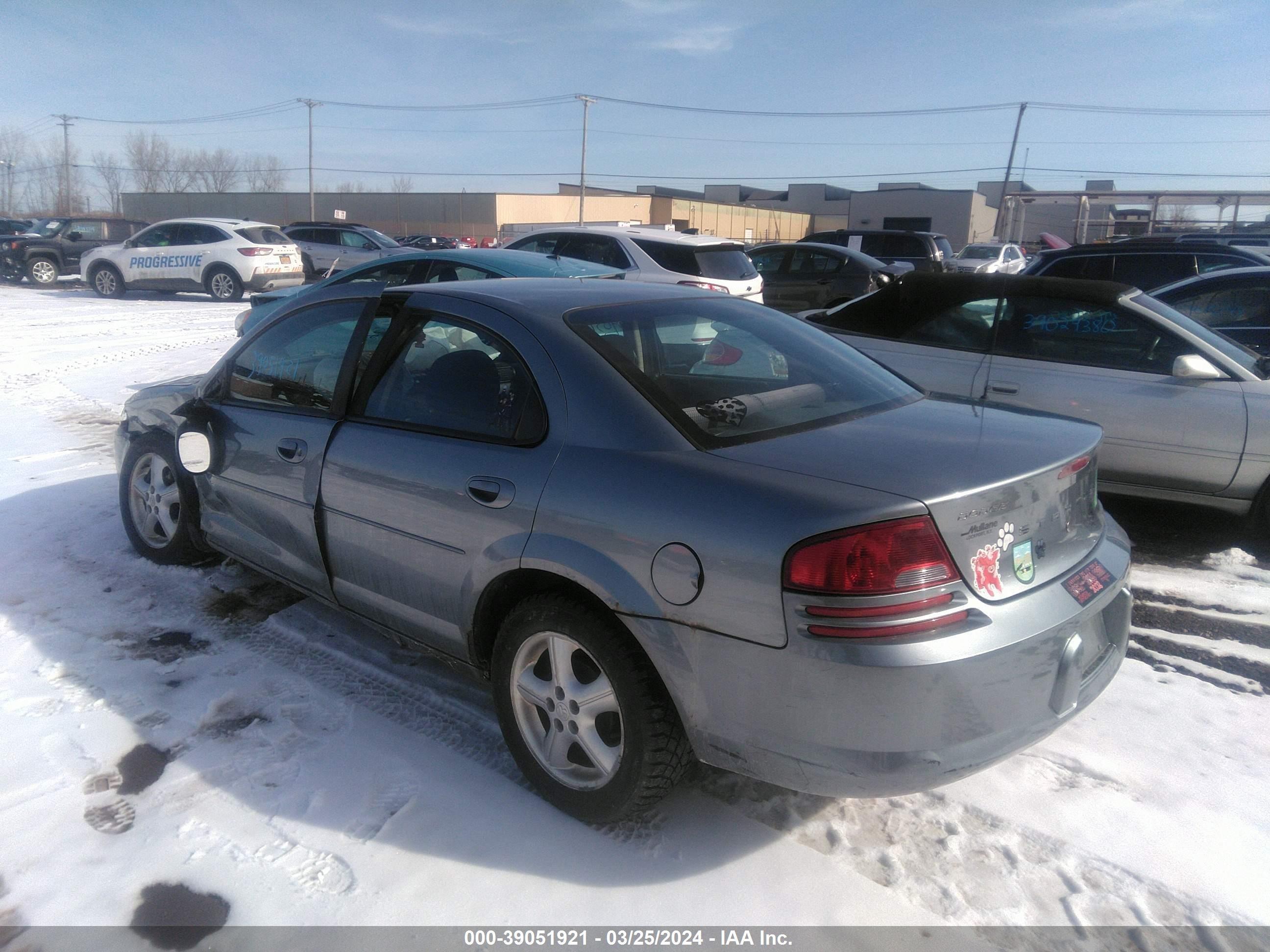 Photo 2 VIN: 1B3EL46X56N143368 - DODGE STRATUS 