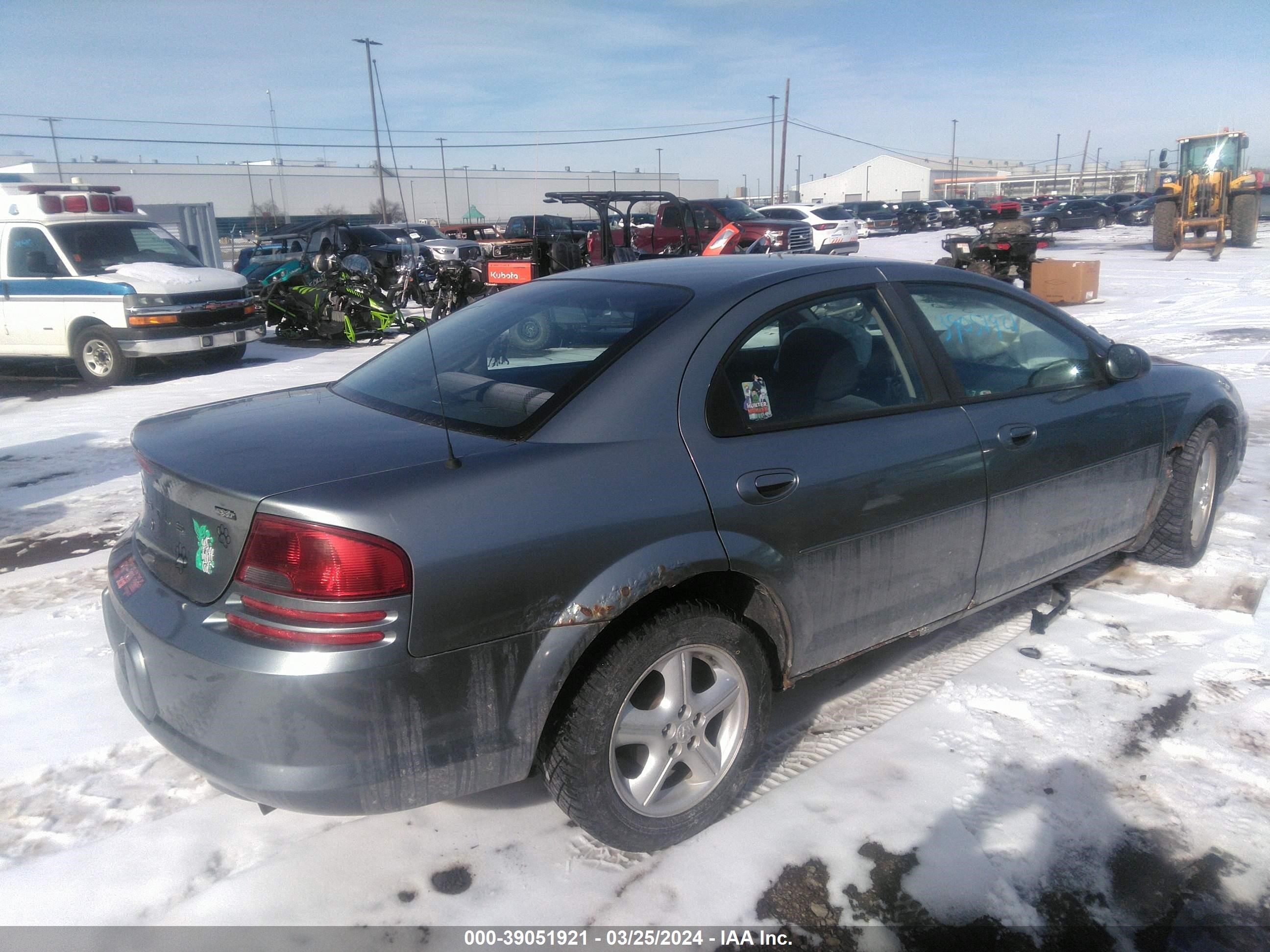 Photo 3 VIN: 1B3EL46X56N143368 - DODGE STRATUS 