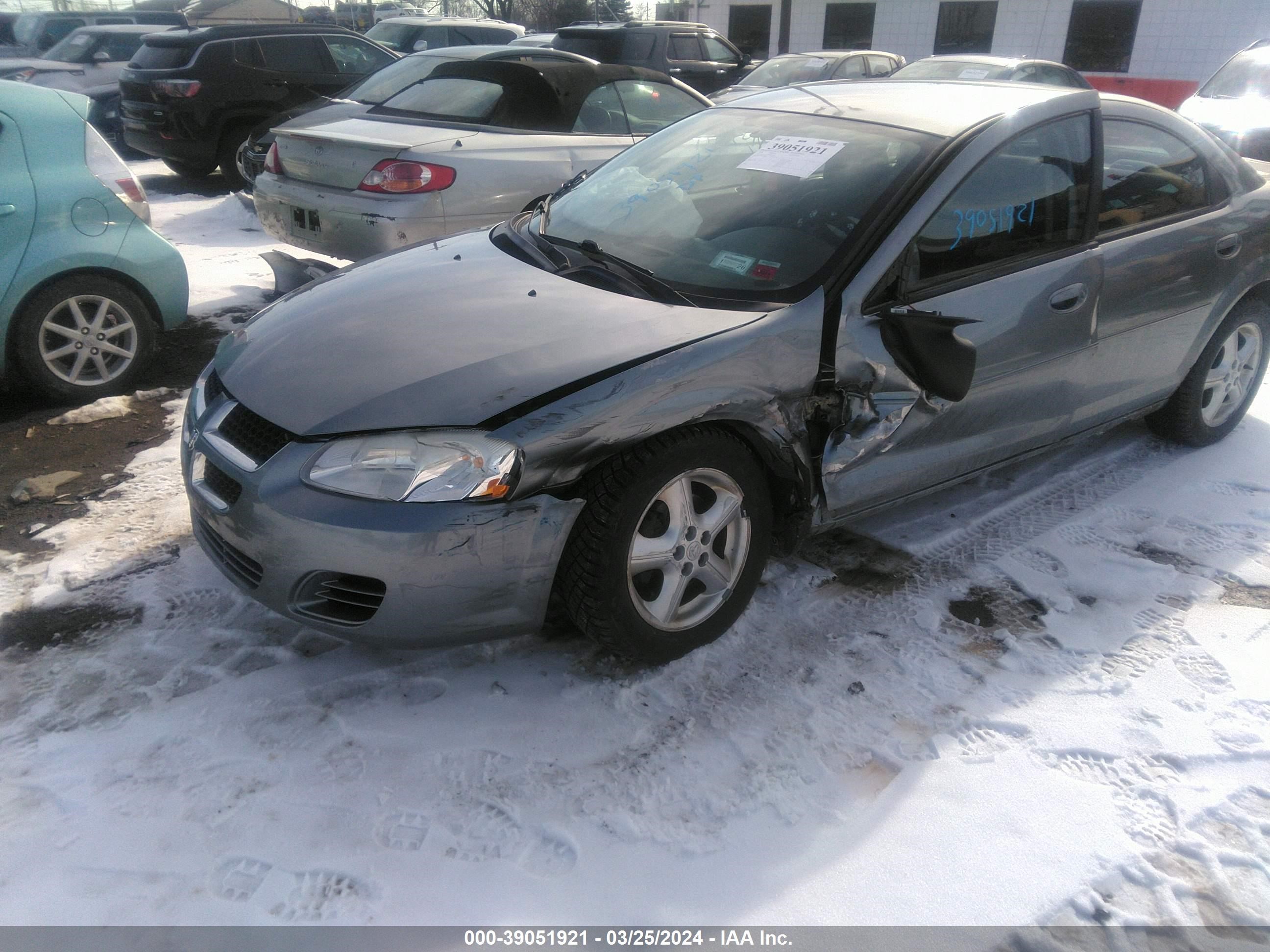 Photo 5 VIN: 1B3EL46X56N143368 - DODGE STRATUS 