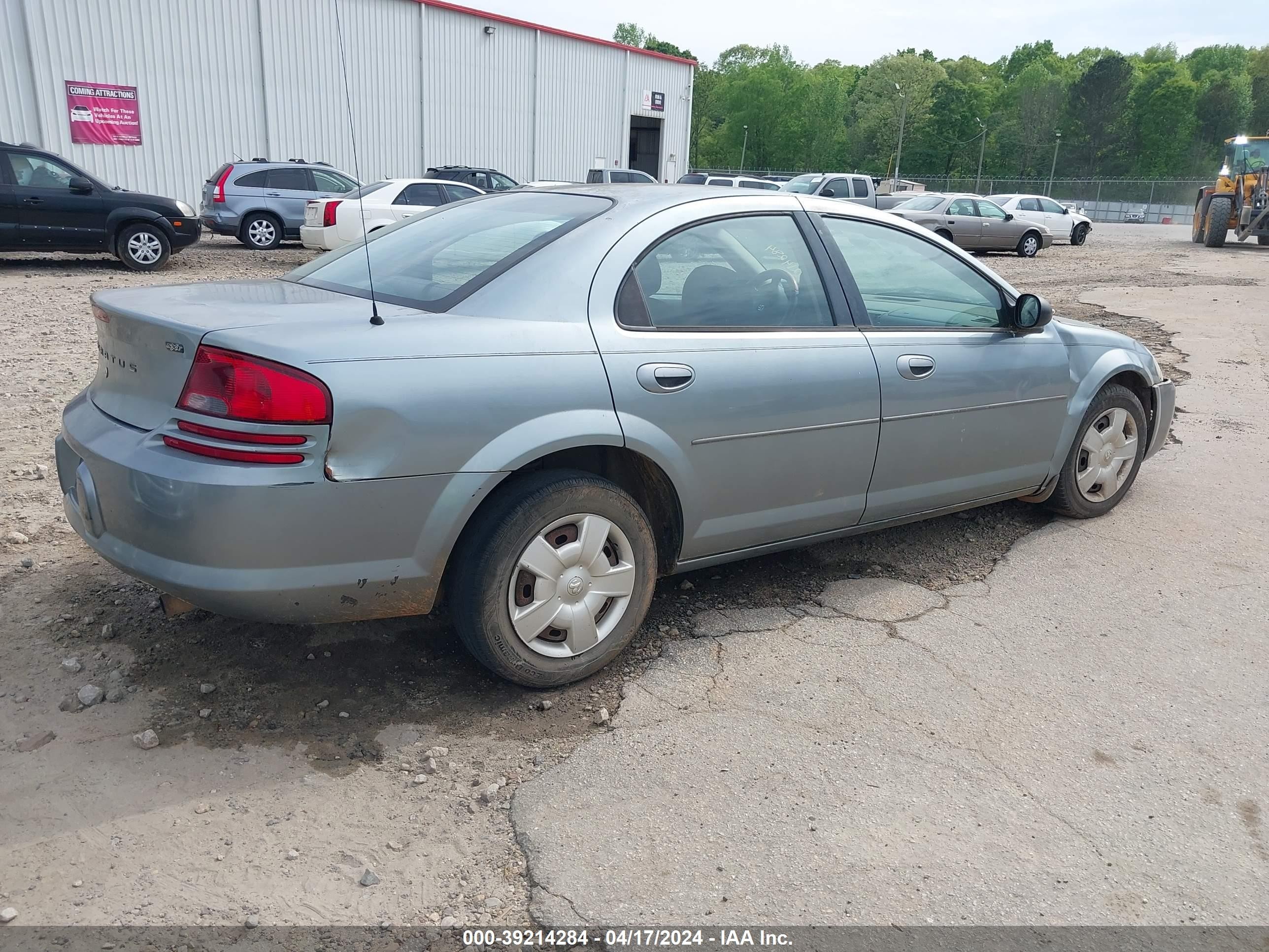 Photo 3 VIN: 1B3EL46X66N139992 - DODGE STRATUS 