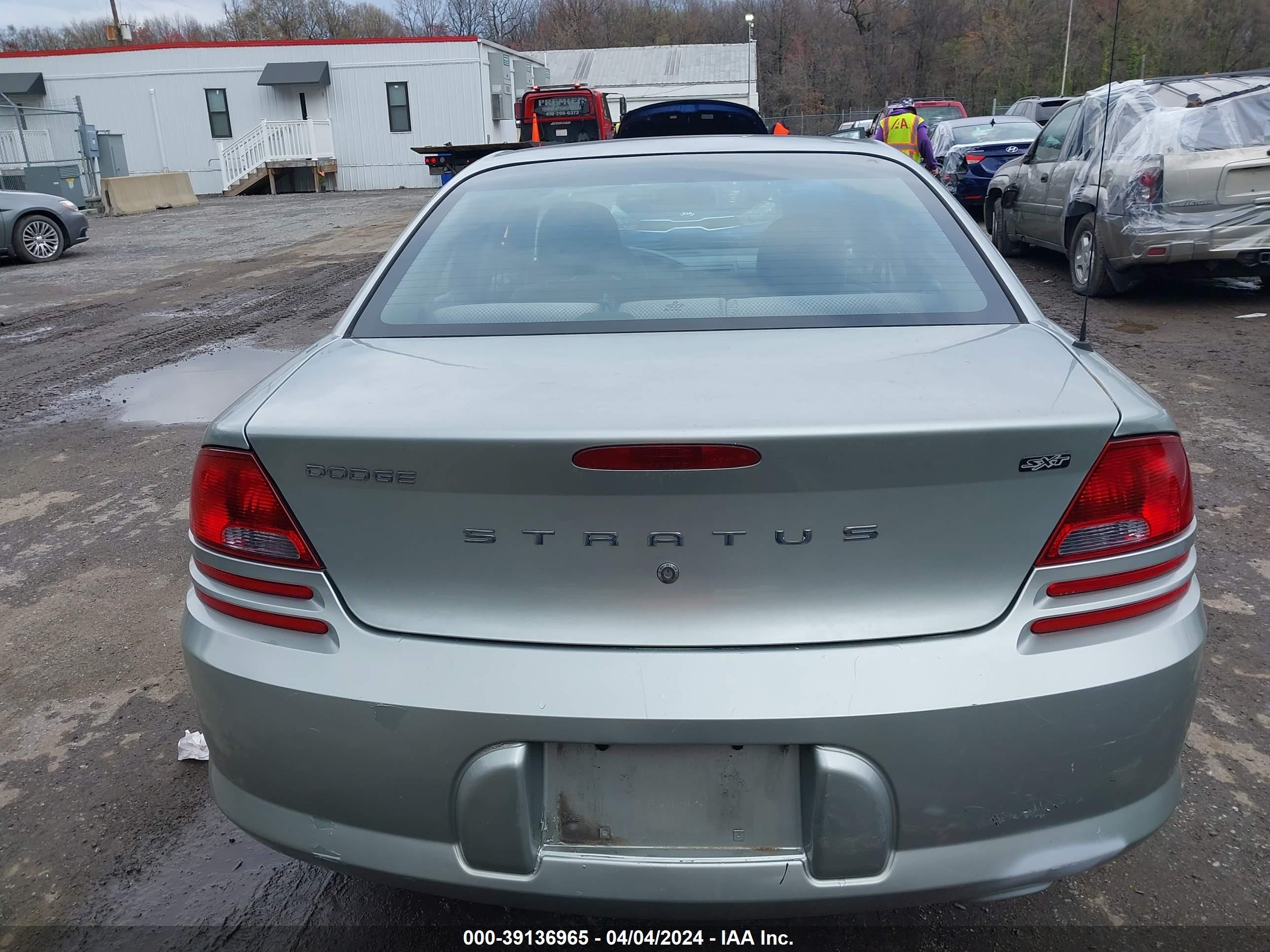 Photo 15 VIN: 1B3EL46X66N279637 - DODGE STRATUS 