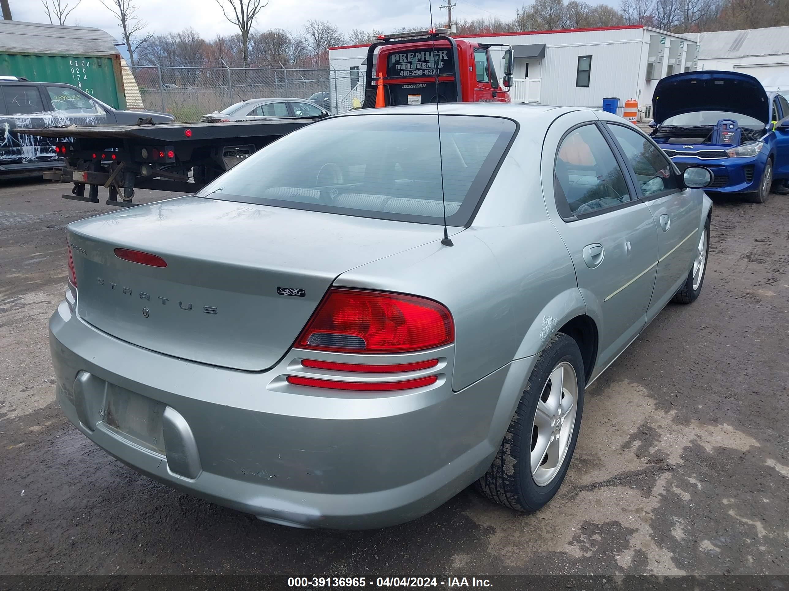 Photo 3 VIN: 1B3EL46X66N279637 - DODGE STRATUS 