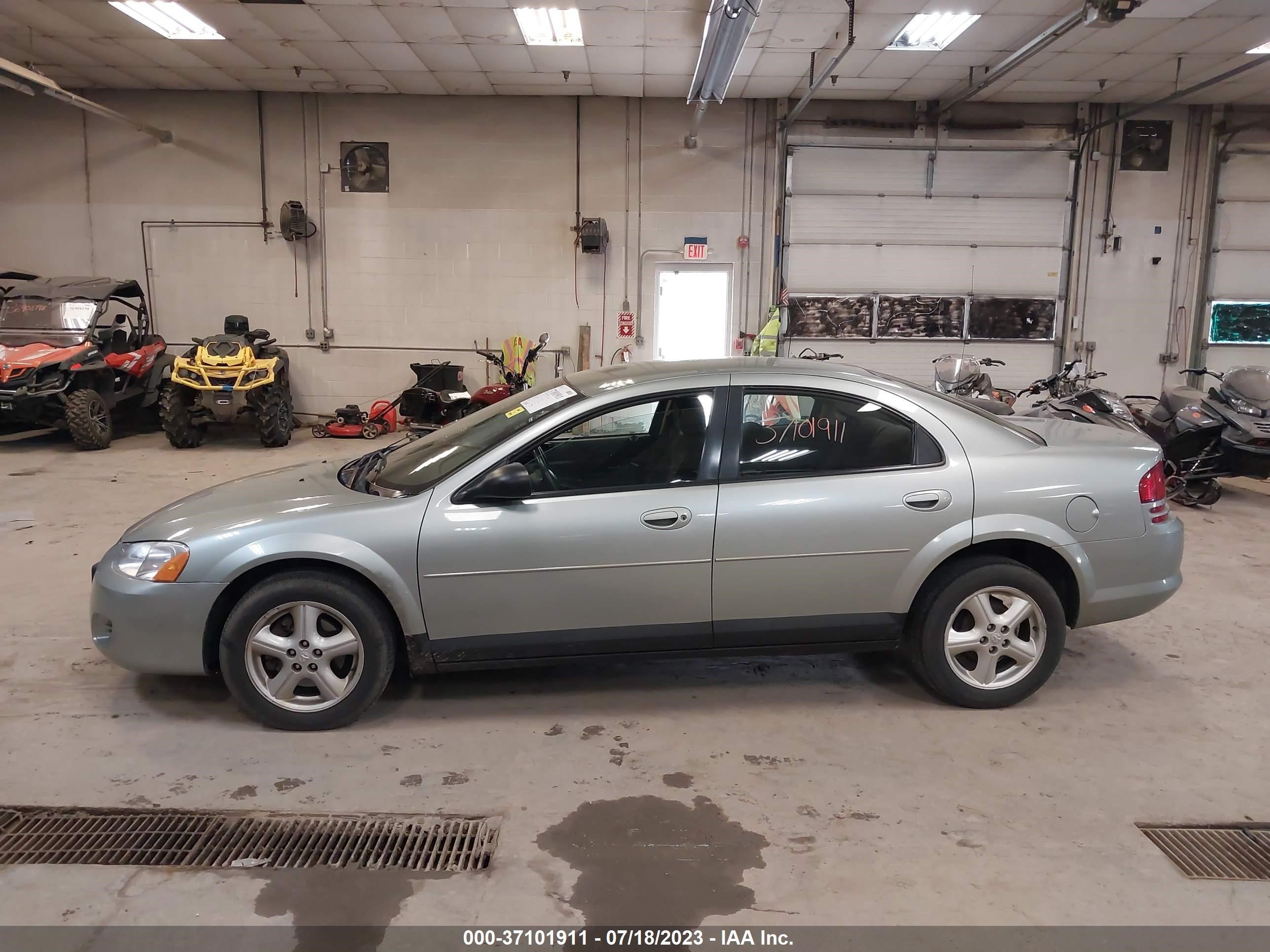 Photo 13 VIN: 1B3EL46X76N208382 - DODGE STRATUS 