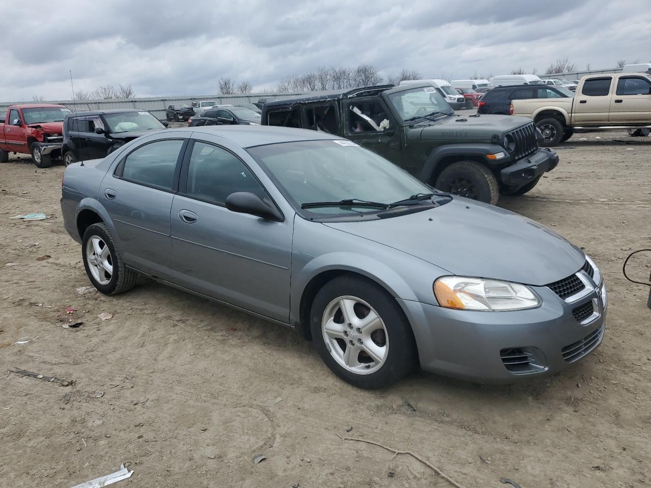 Photo 3 VIN: 1B3EL46X76N230625 - DODGE STRATUS 