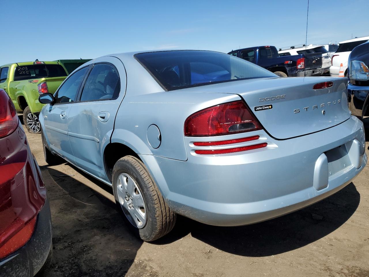 Photo 1 VIN: 1B3EL46X82N338259 - DODGE STRATUS 