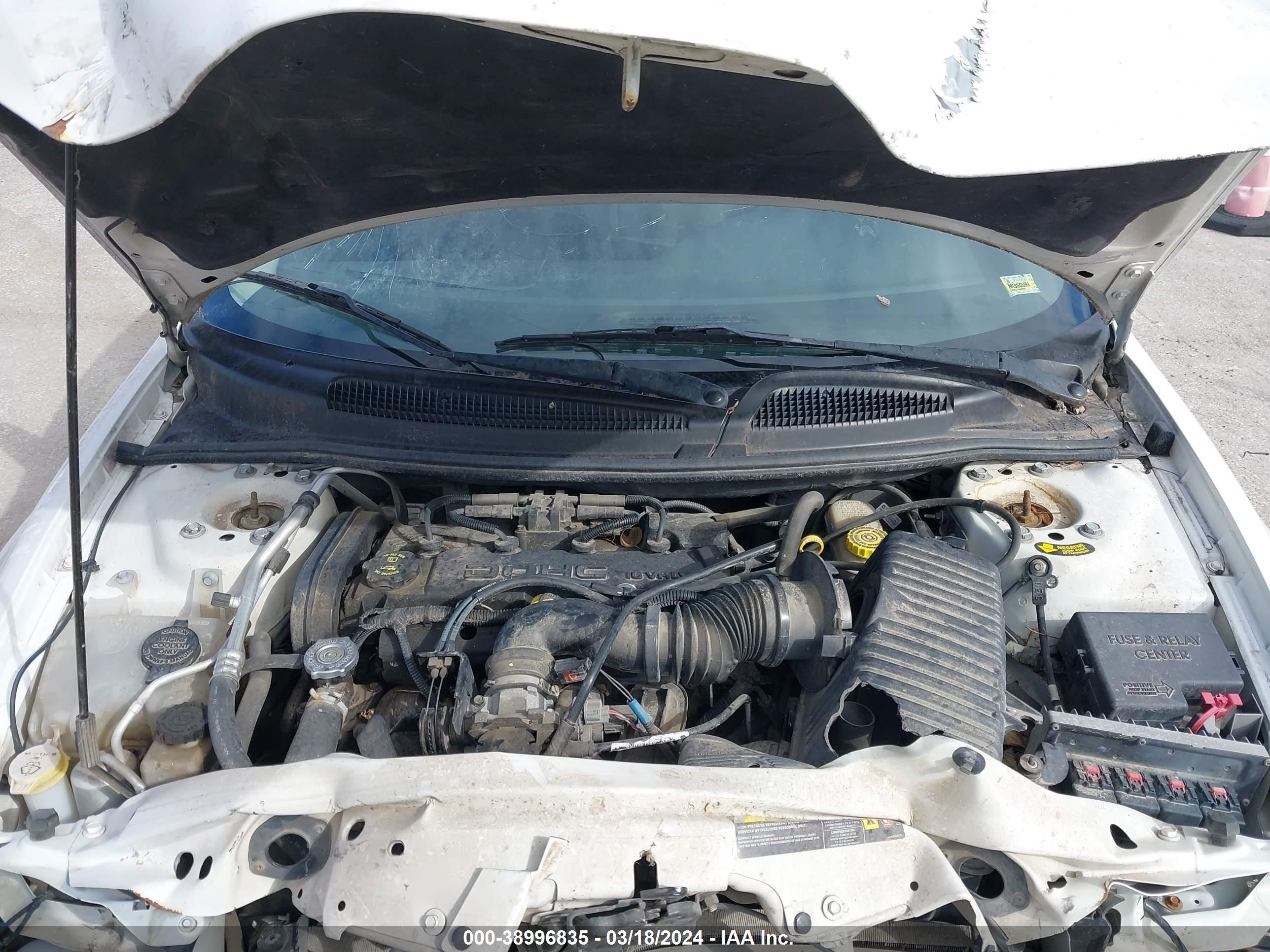 Photo 9 VIN: 1B3EL46X95N570700 - DODGE STRATUS 