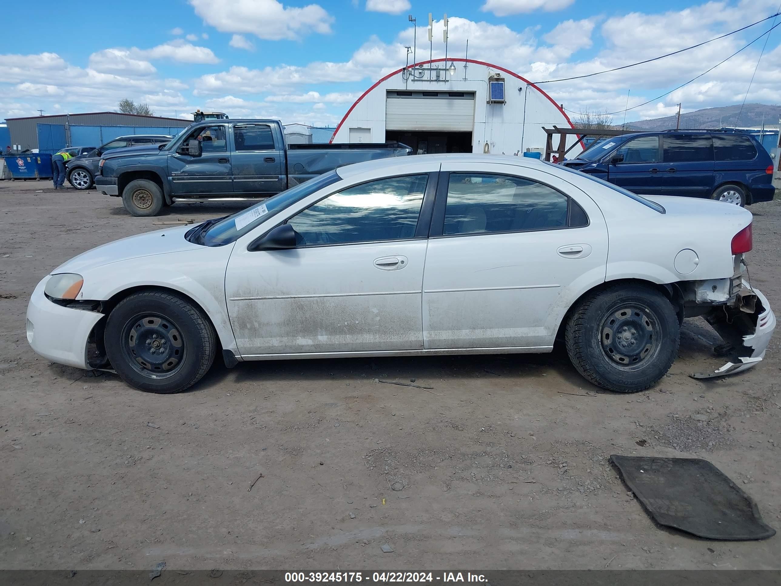 Photo 14 VIN: 1B3EL46X95N601430 - DODGE STRATUS 