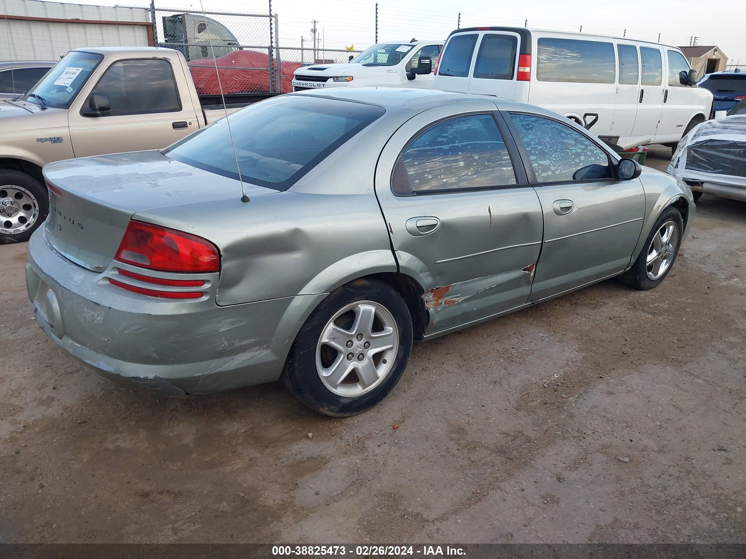 Photo 3 VIN: 1B3EL46X96N245000 - DODGE STRATUS 