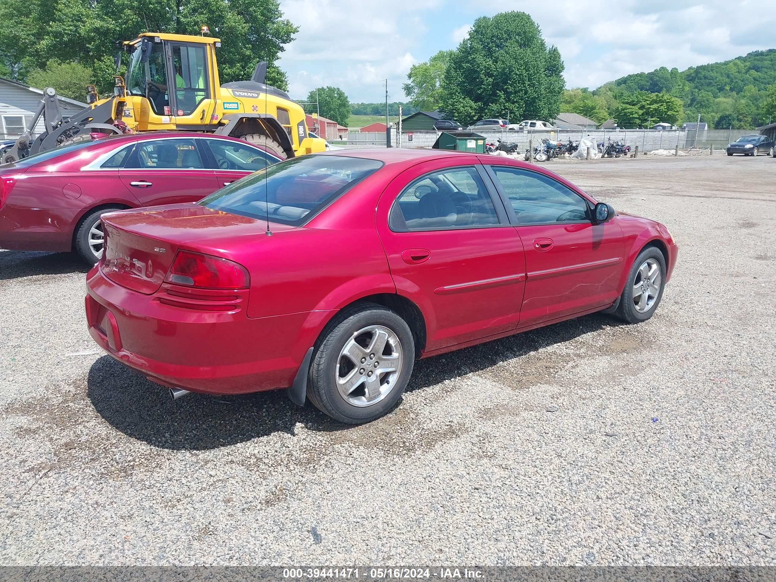 Photo 3 VIN: 1B3EL56R12N151100 - DODGE STRATUS 