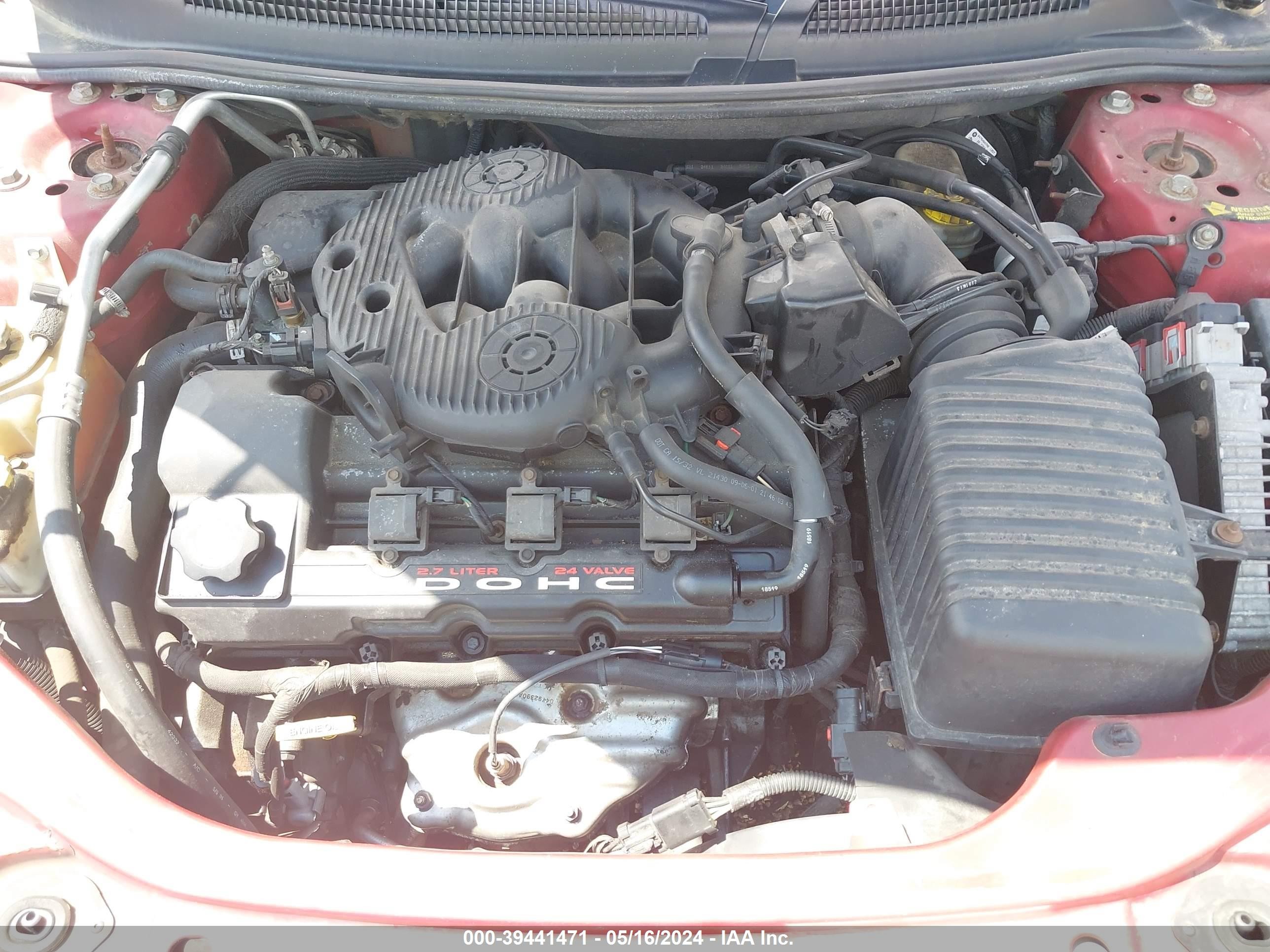 Photo 9 VIN: 1B3EL56R12N151100 - DODGE STRATUS 