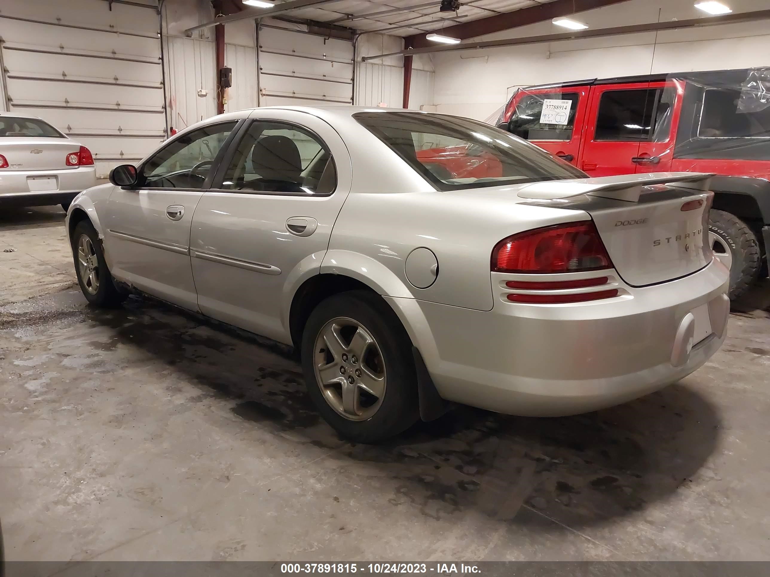 Photo 2 VIN: 1B3EL56R92N269072 - DODGE STRATUS 