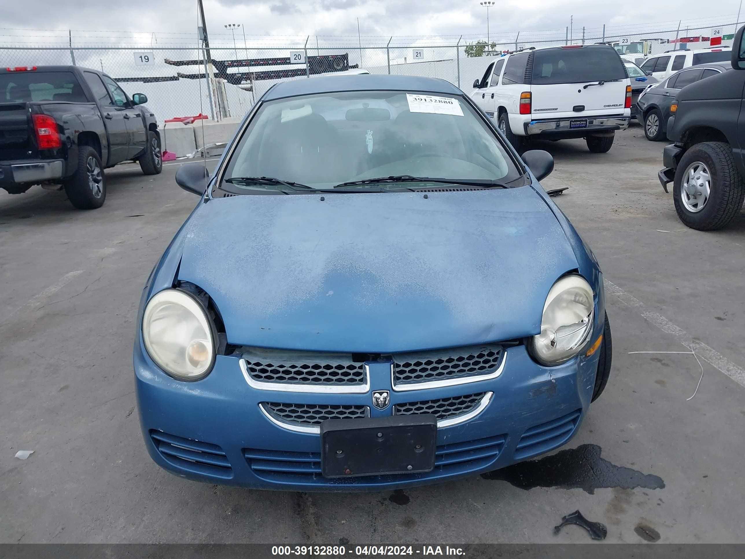 Photo 11 VIN: 1B3ES26C64D539526 - DODGE NEON 