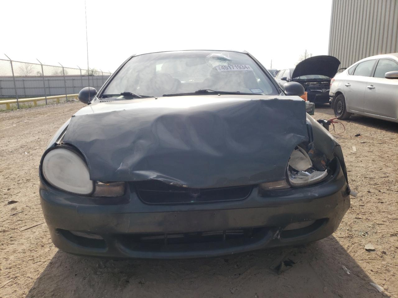 Photo 4 VIN: 1B3ES46C02D556105 - DODGE NEON 