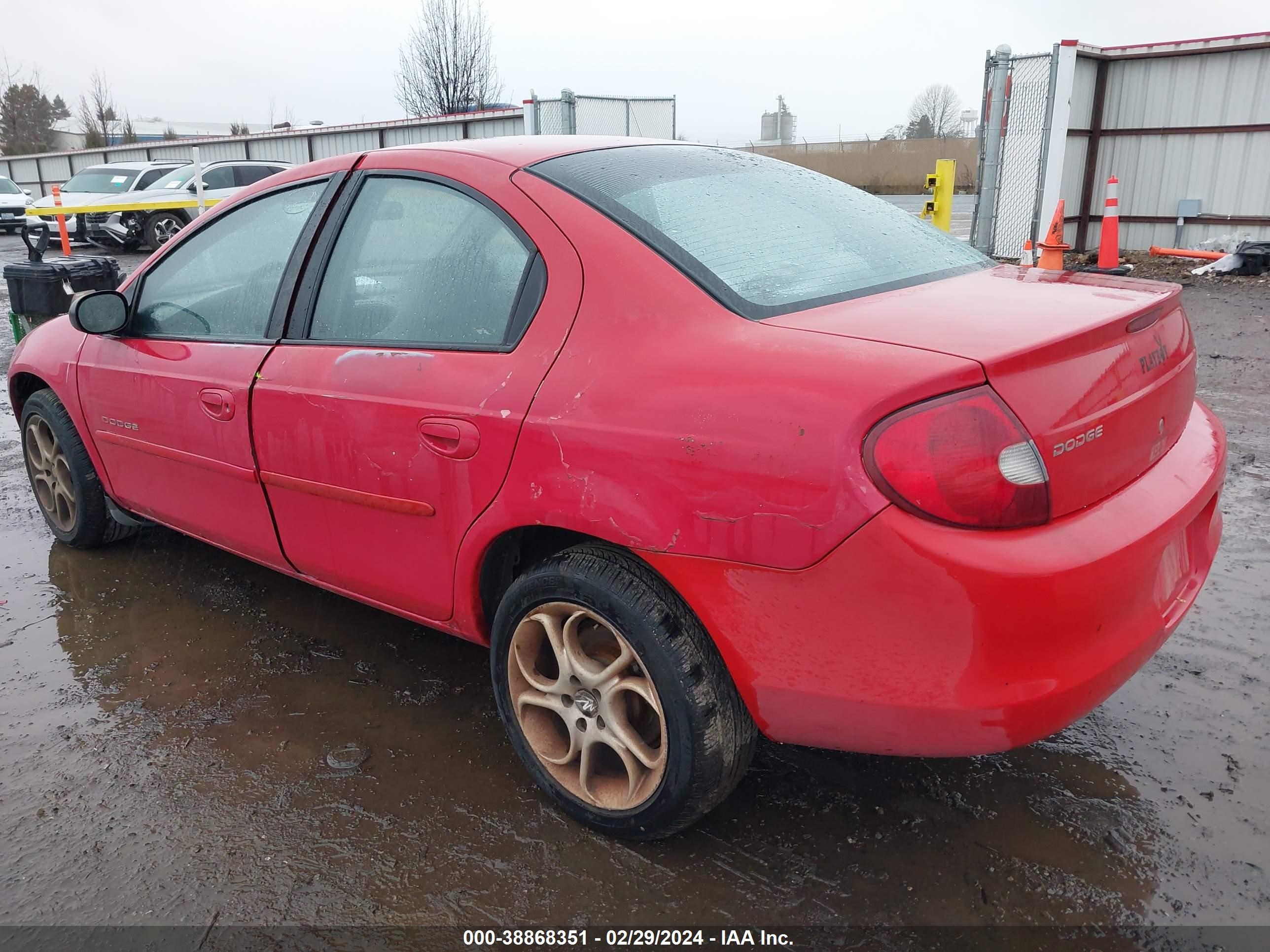 Photo 2 VIN: 1B3ES46C2YD852512 - DODGE NEON 