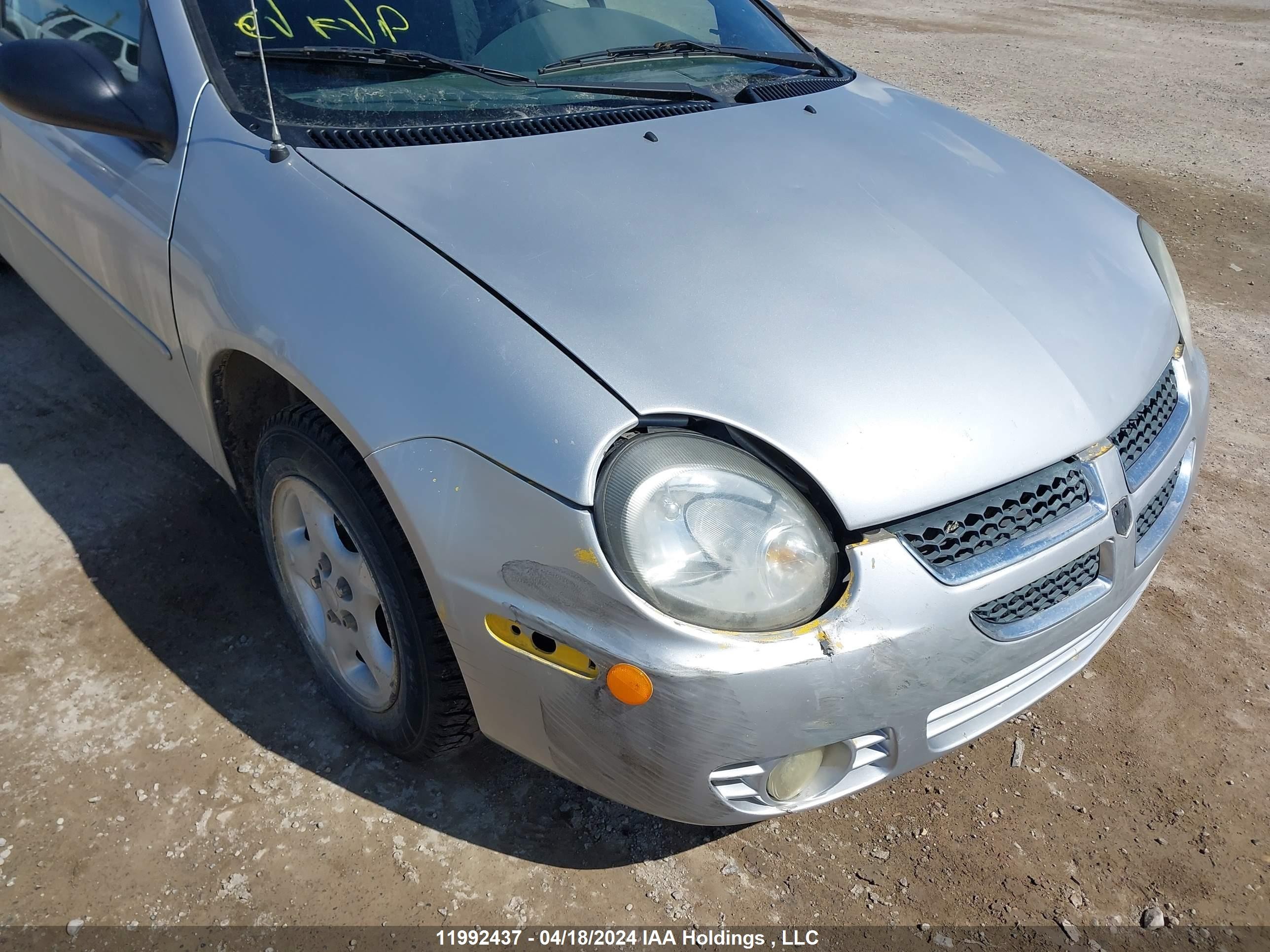 Photo 5 VIN: 1B3ES46C43D157439 - DODGE NEON 