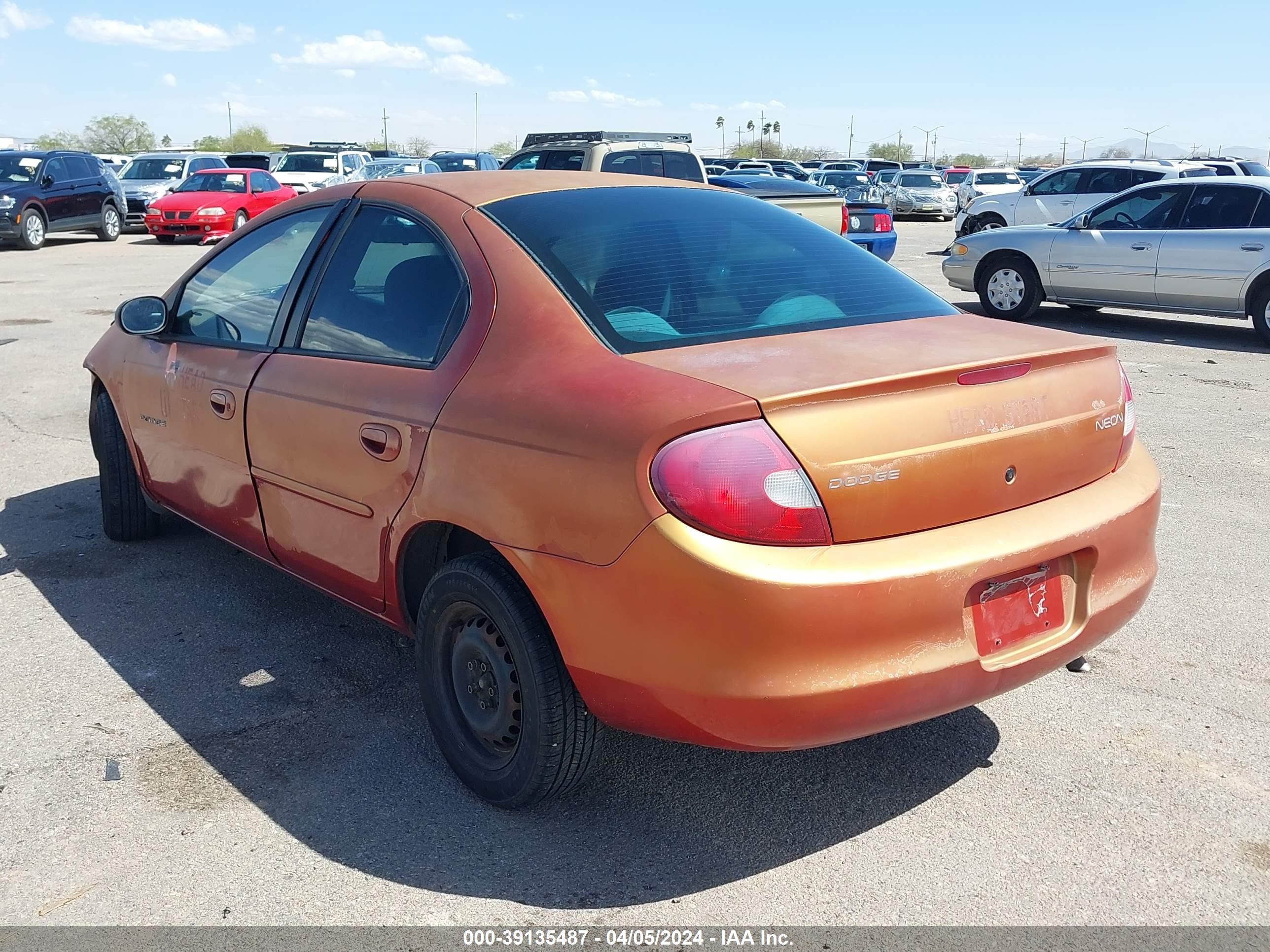 Photo 2 VIN: 1B3ES46C4YD697249 - DODGE NEON 