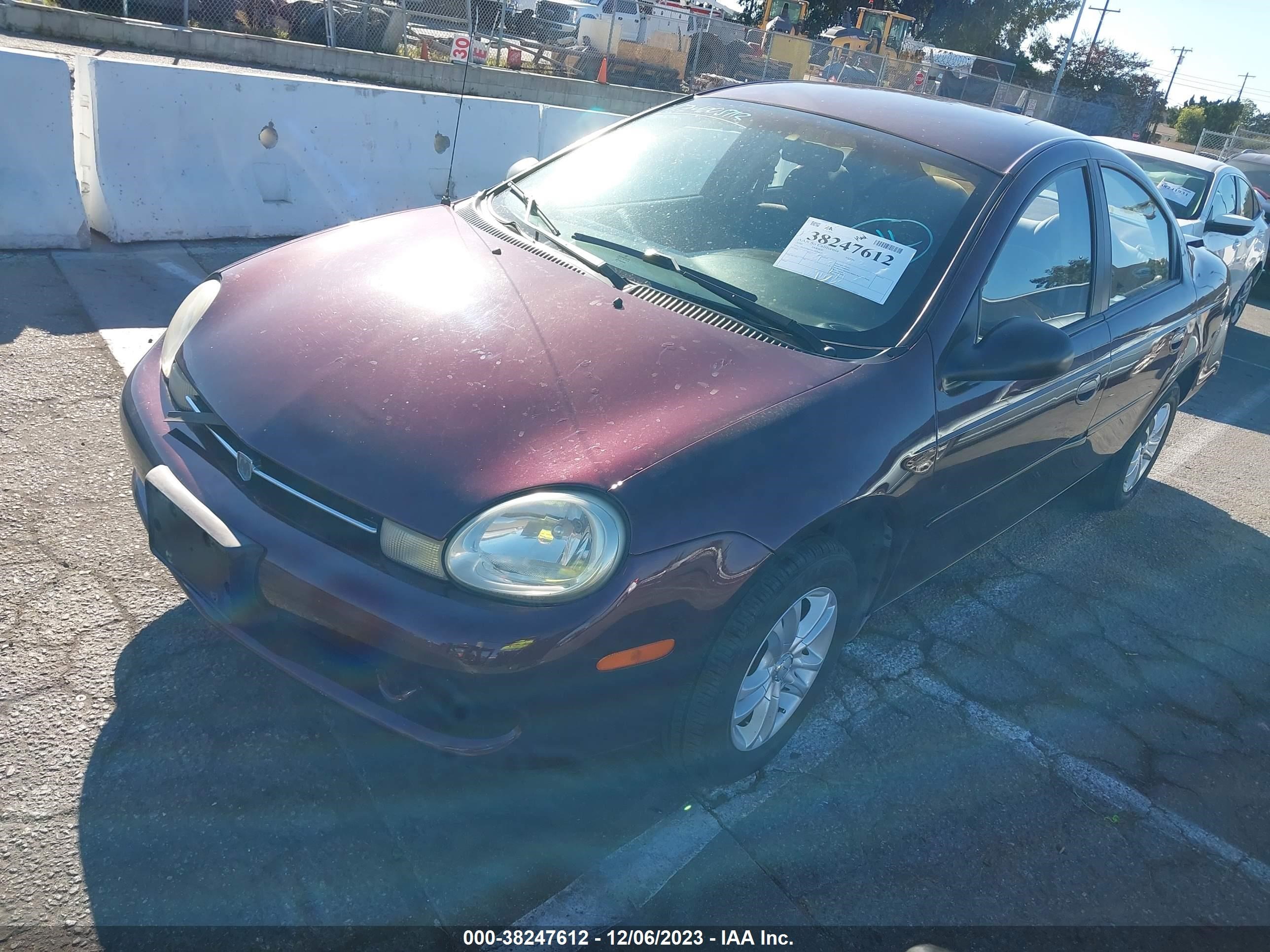 Photo 1 VIN: 1B3ES46C6YD600827 - DODGE NEON 