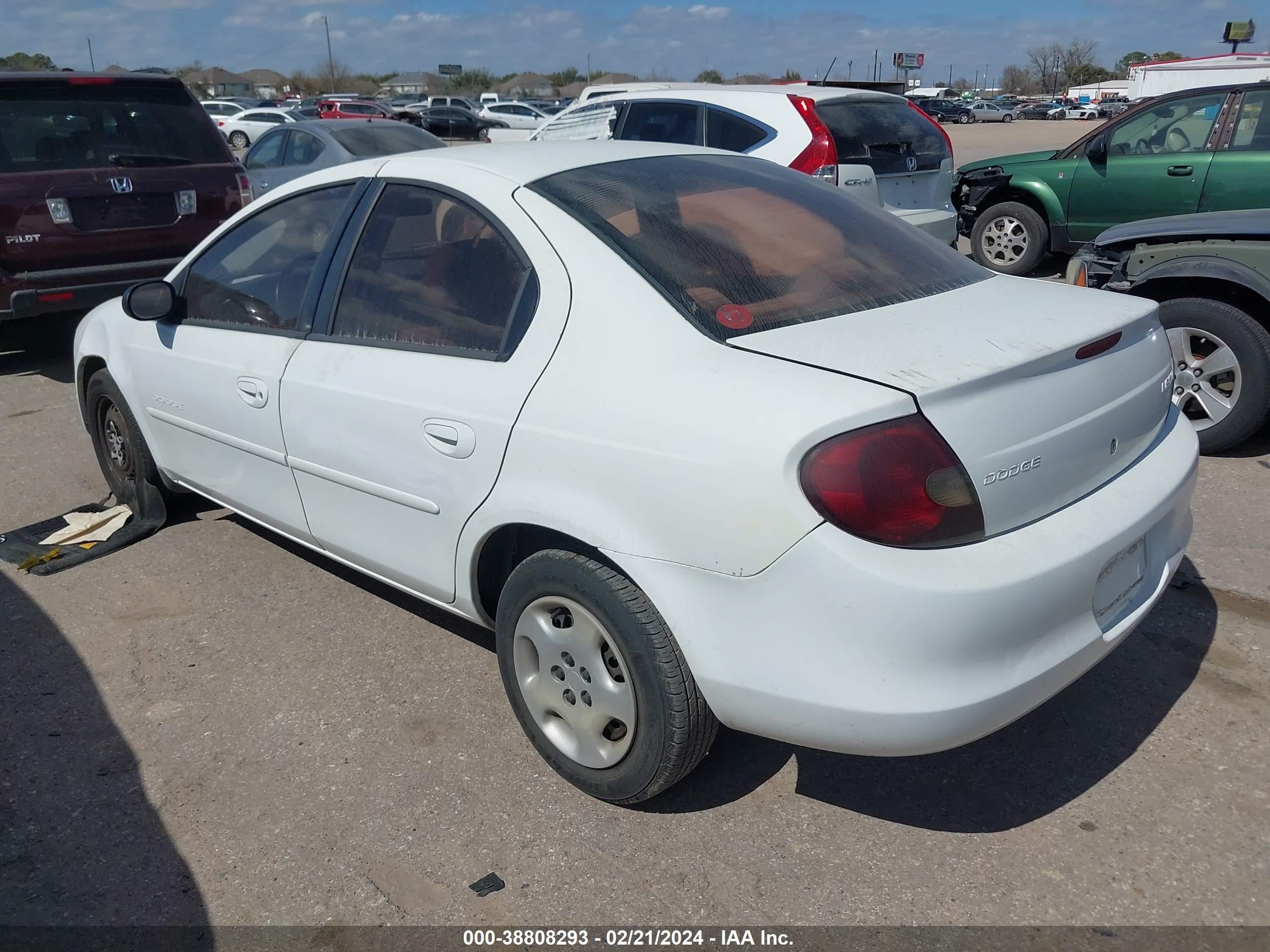 Photo 2 VIN: 1B3ES46C7YD730227 - DODGE NEON 