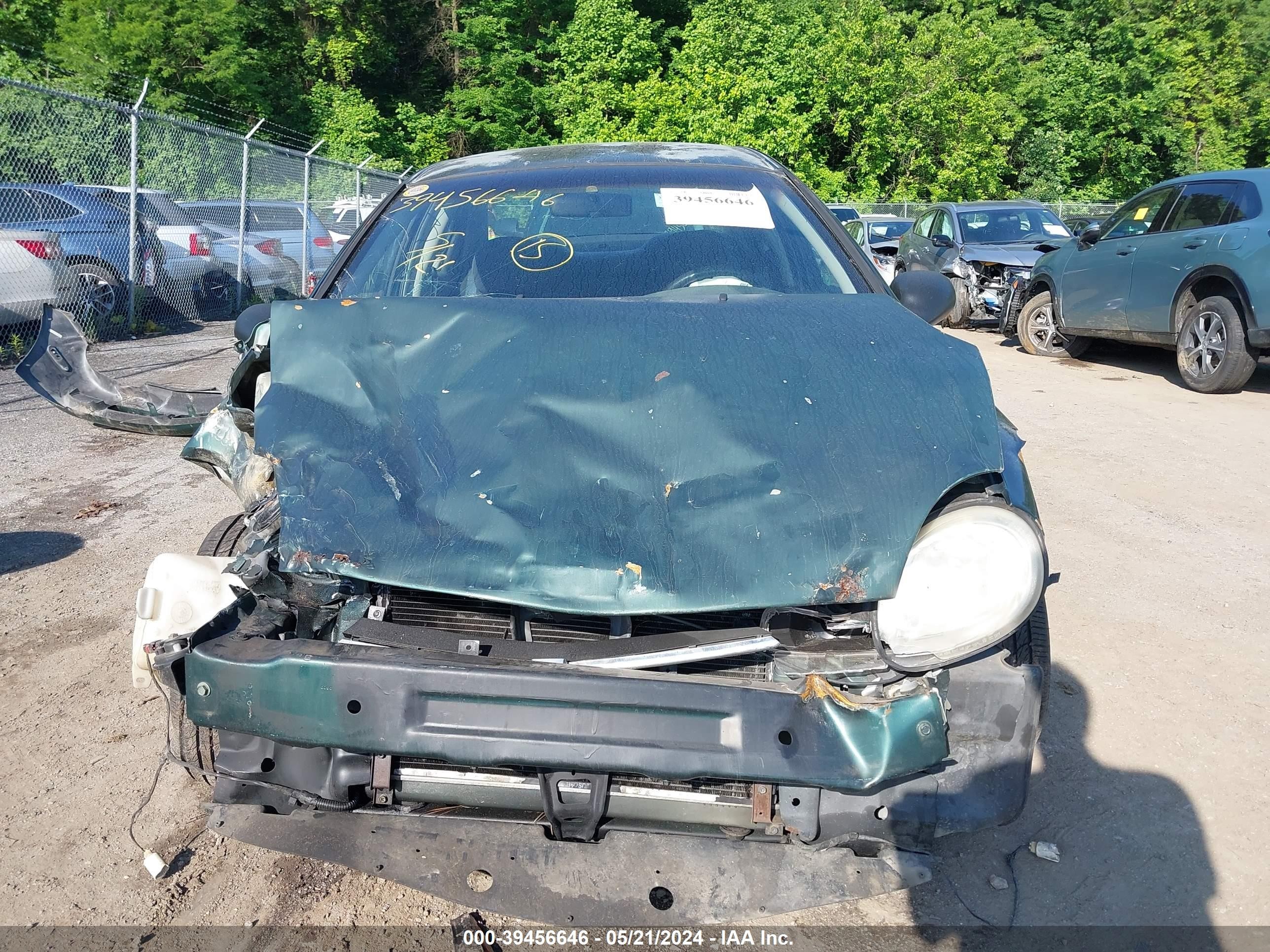 Photo 12 VIN: 1B3ES46C8YD823080 - DODGE NEON 