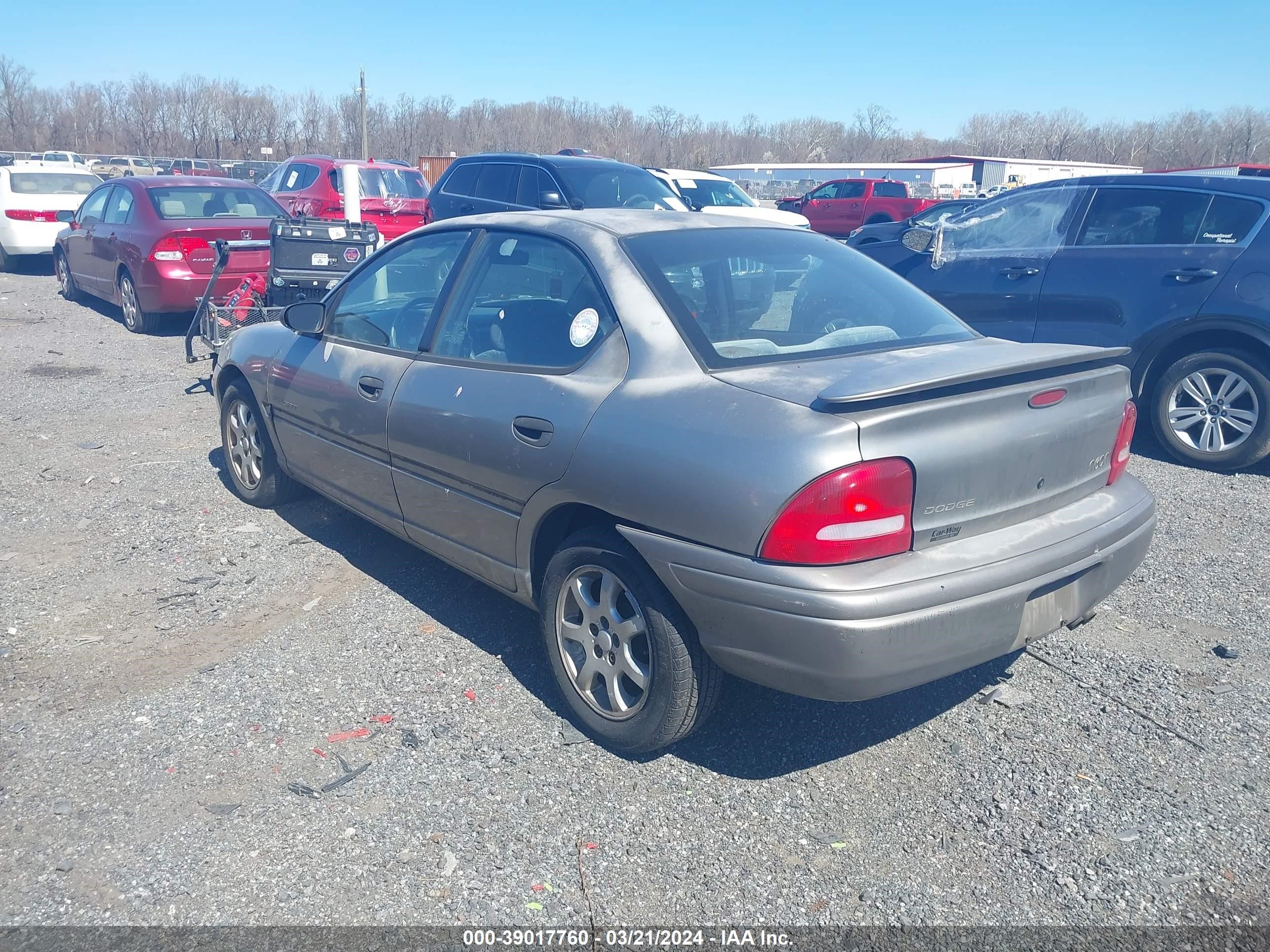 Photo 2 VIN: 1B3ES47Y6WD577072 - DODGE NEON 