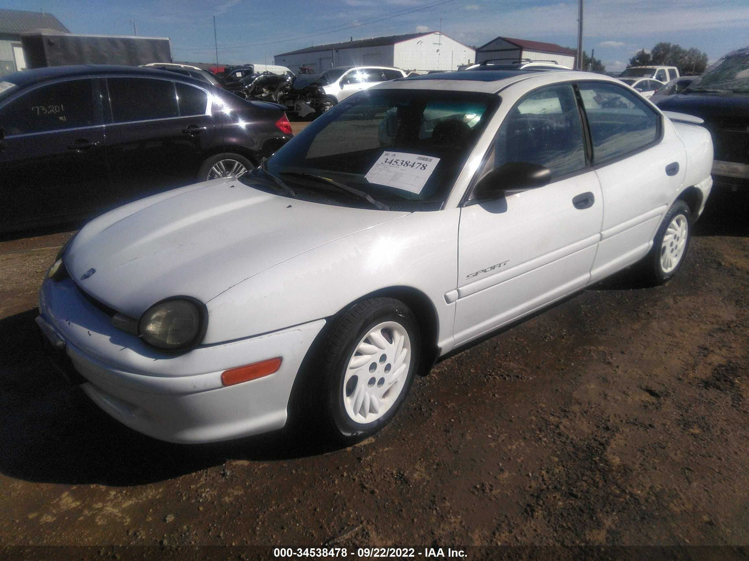 Photo 1 VIN: 1B3ES47YXWD653568 - DODGE NEON 