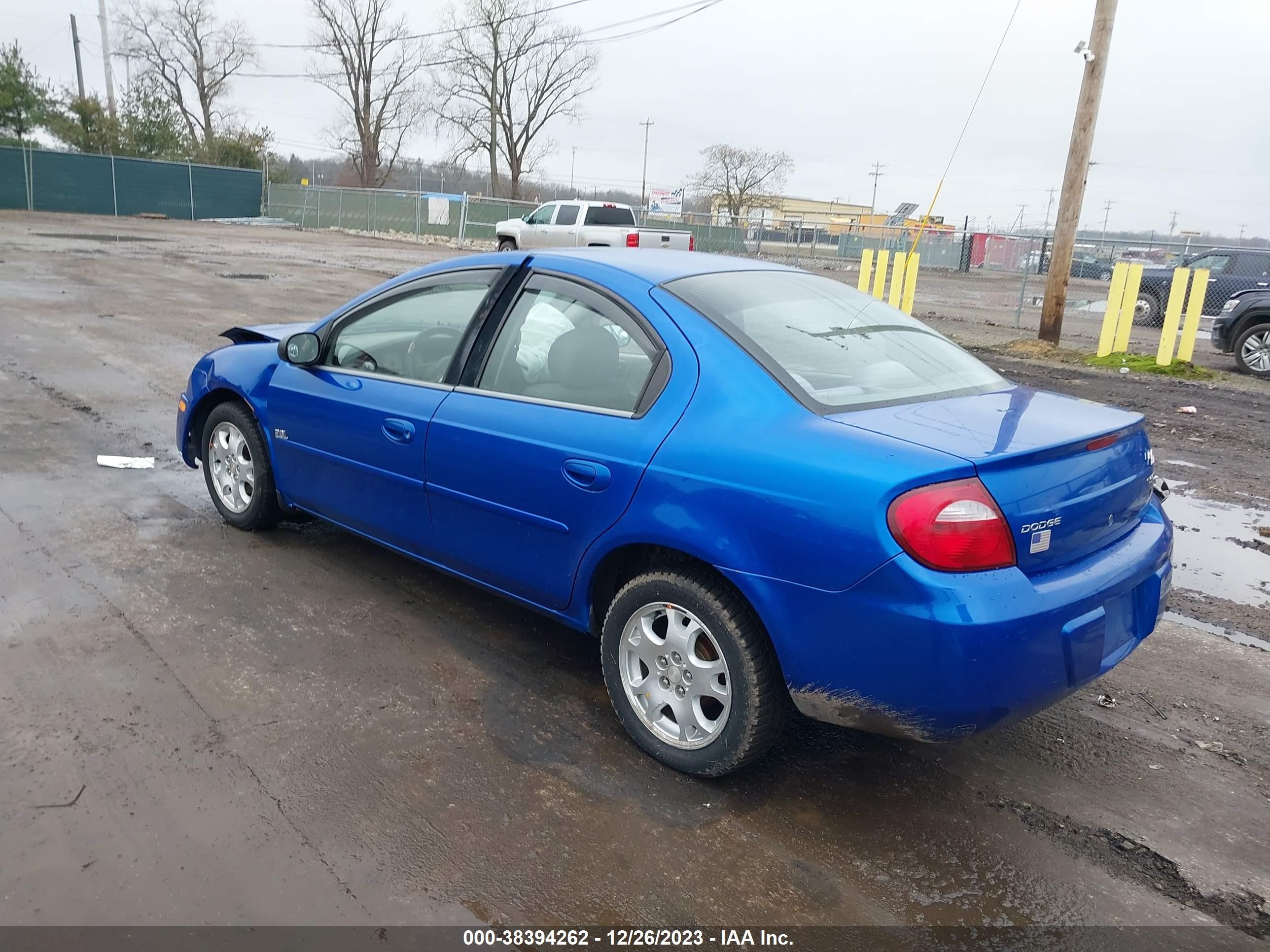 Photo 2 VIN: 1B3ES56C15D137089 - DODGE NEON 