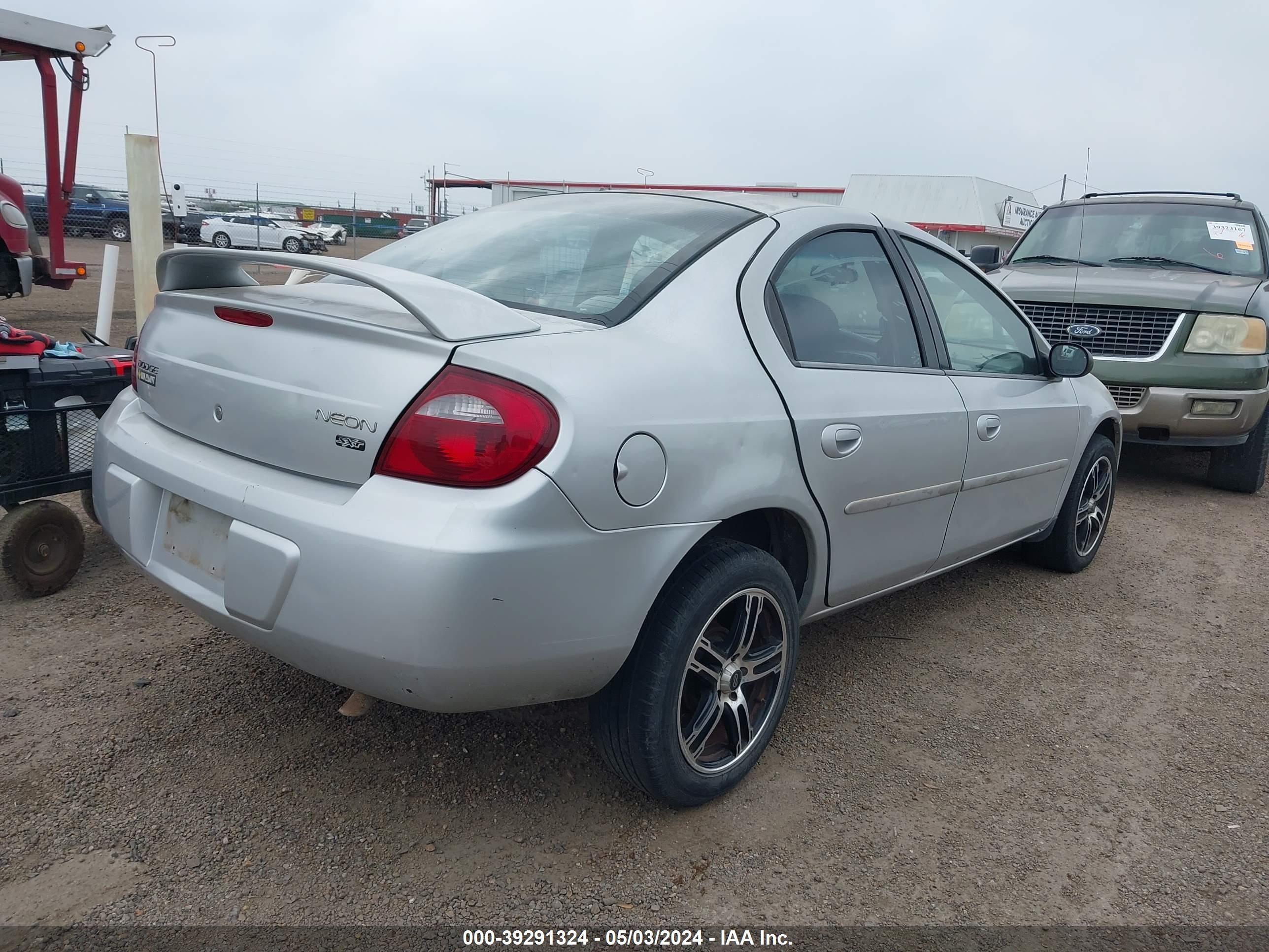 Photo 3 VIN: 1B3ES56C15D175762 - DODGE NEON 