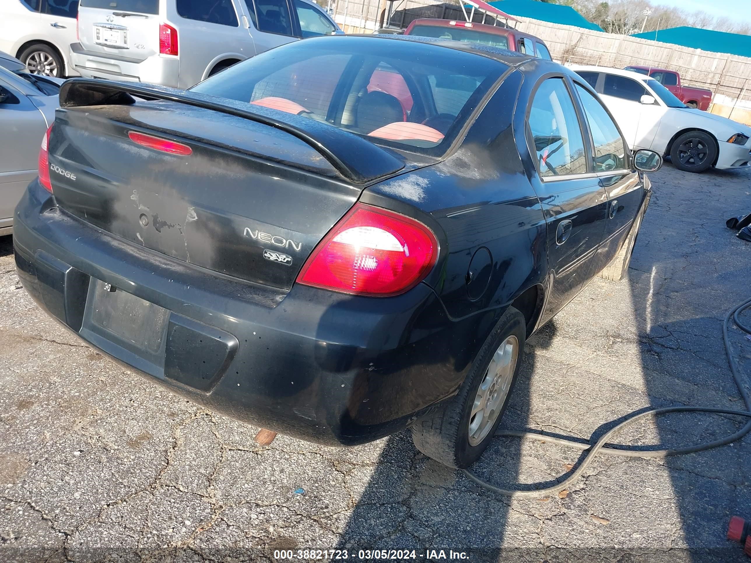 Photo 3 VIN: 1B3ES56C15D185496 - DODGE NEON 