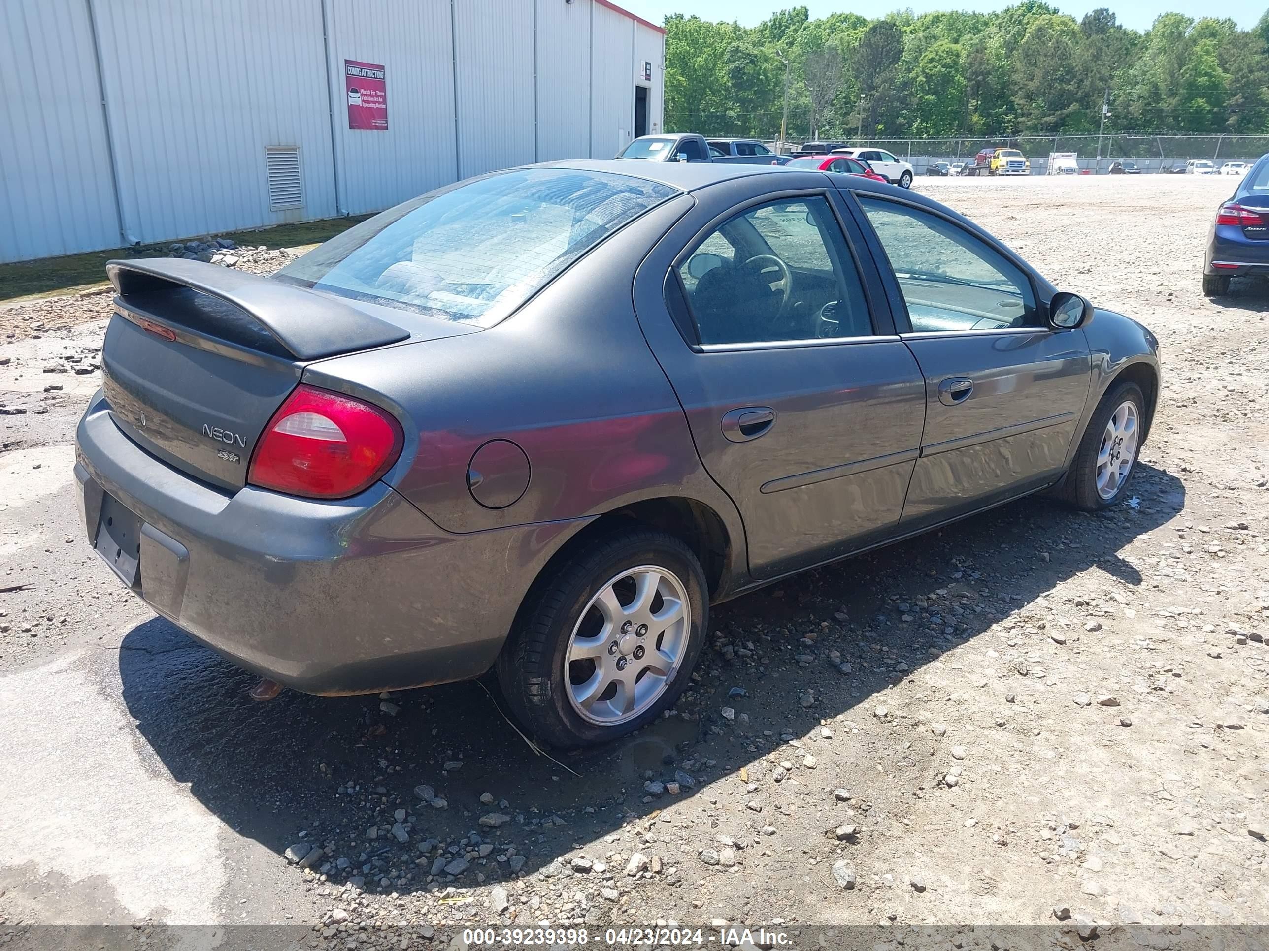 Photo 3 VIN: 1B3ES56C64D641734 - DODGE NEON 