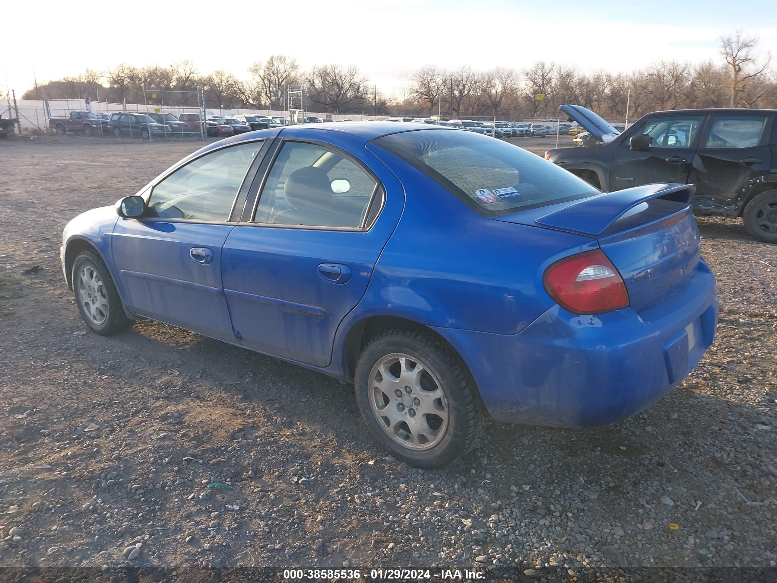 Photo 2 VIN: 1B3ES56C65D247751 - DODGE NEON 