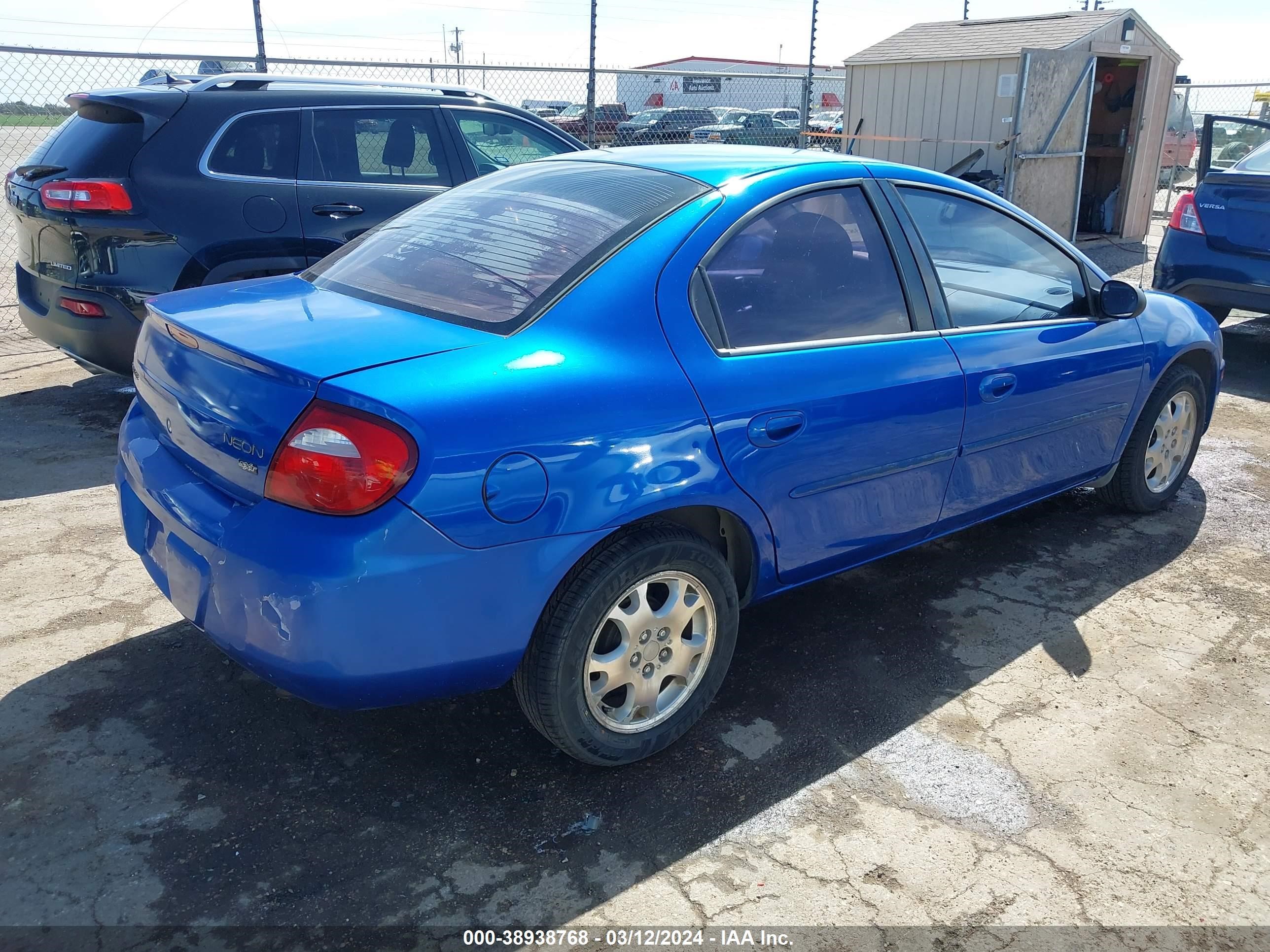 Photo 3 VIN: 1B3ES56C75D238024 - DODGE NEON 