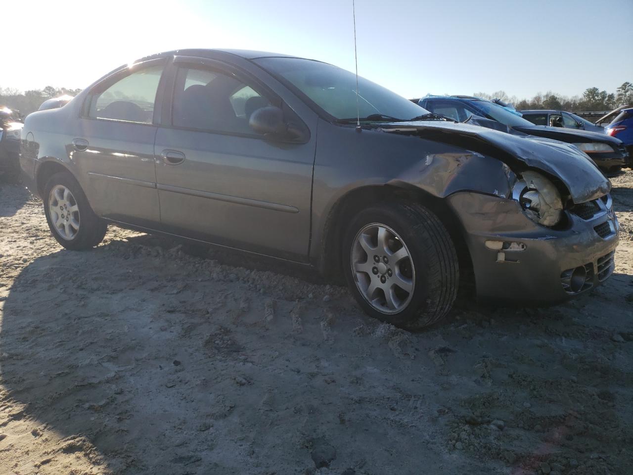 Photo 3 VIN: 1B3ES56CX3D175790 - DODGE NEON 