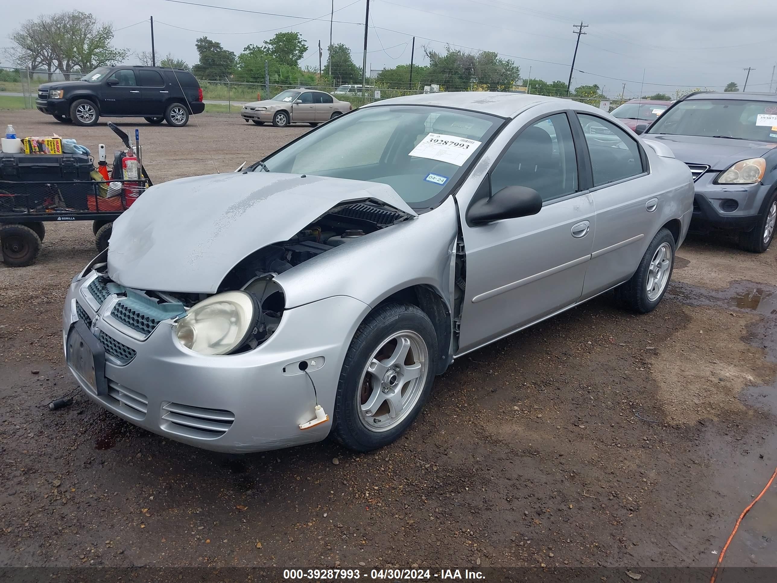 Photo 1 VIN: 1B3ES56CX4D521807 - DODGE NEON 