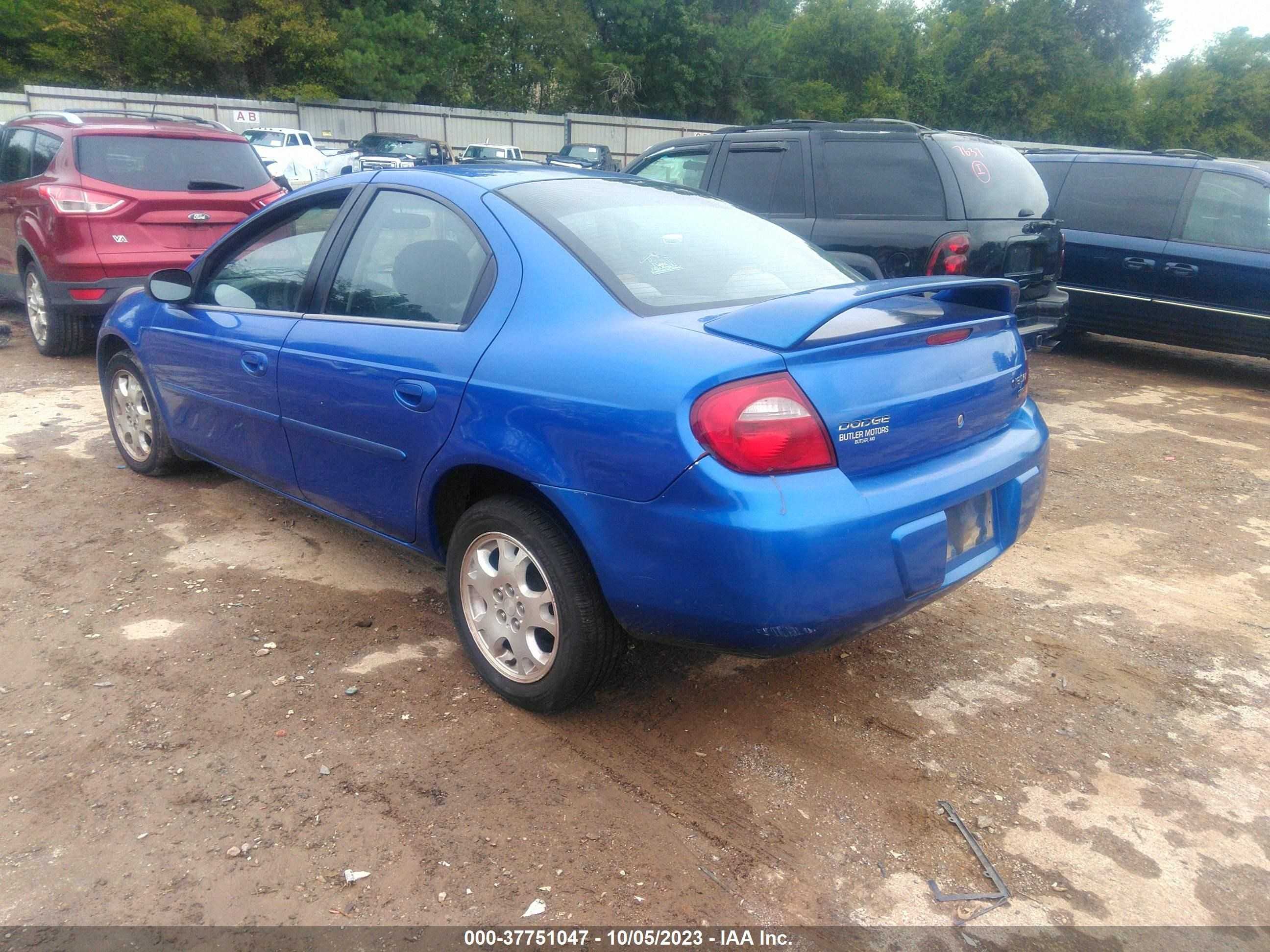 Photo 2 VIN: 1B3ES56CX5D104513 - DODGE NEON 