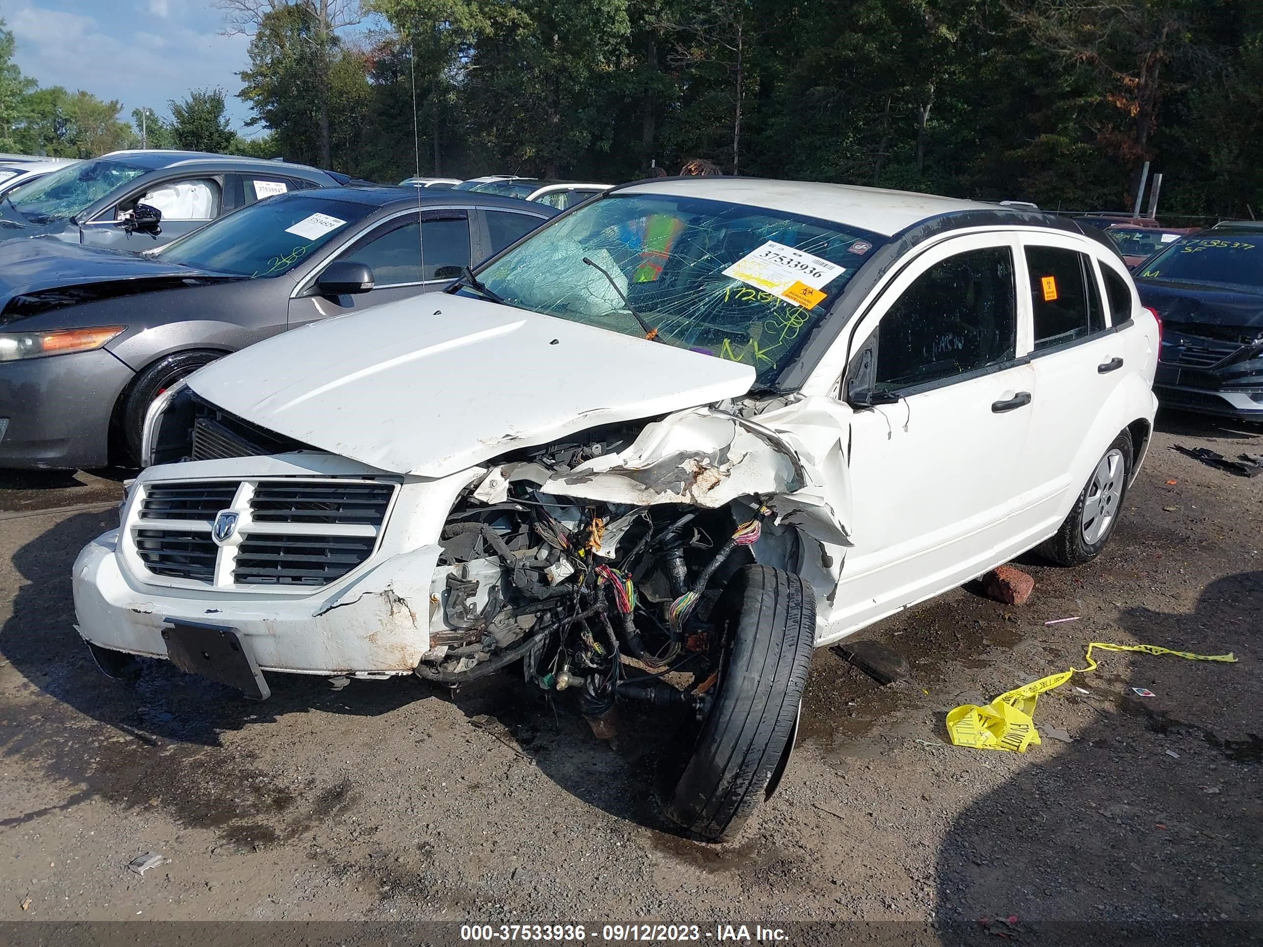 Photo 1 VIN: 1B3HB28B68D673766 - DODGE CALIBER 