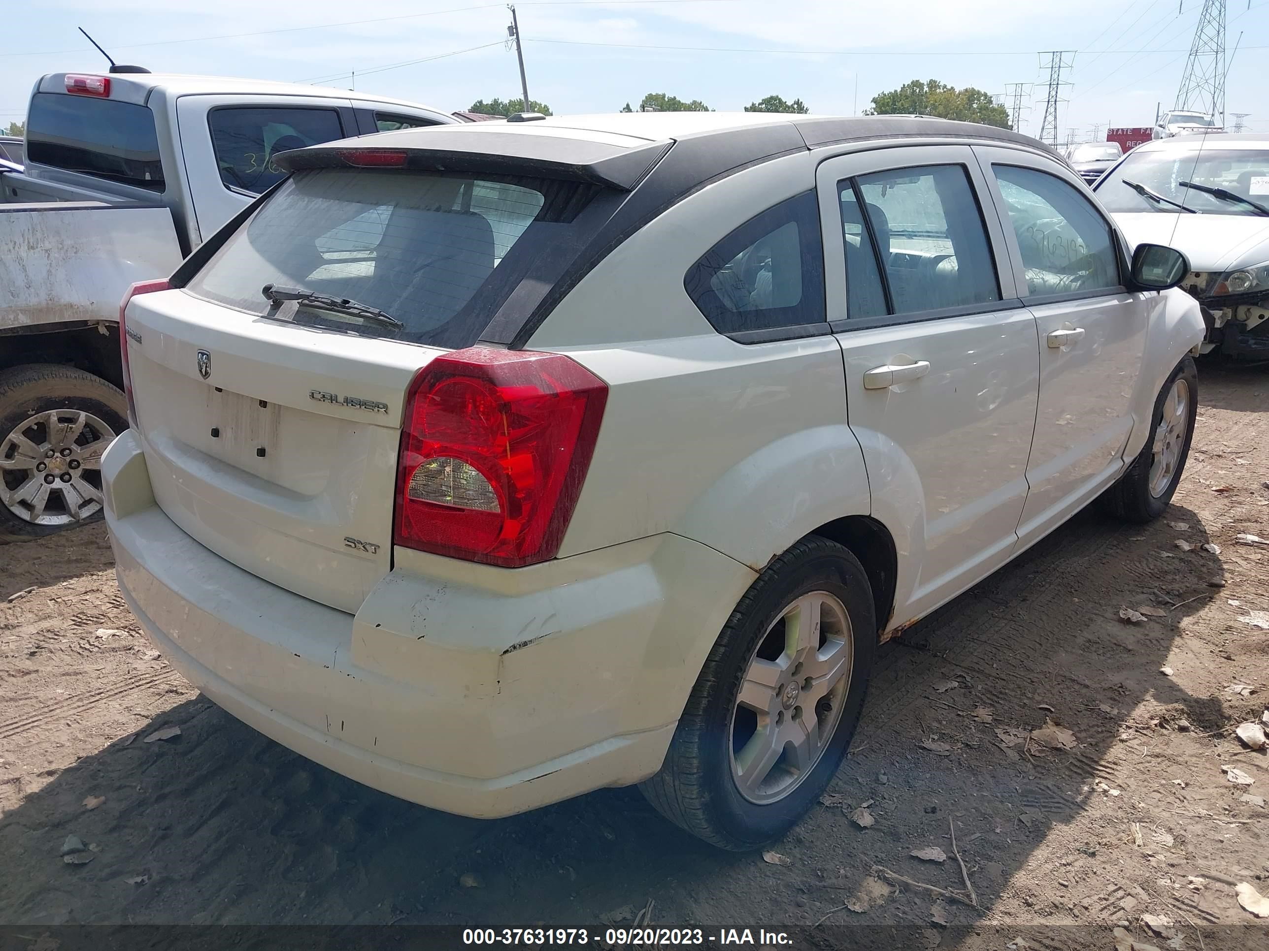 Photo 3 VIN: 1B3HB48A89D120606 - DODGE CALIBER 