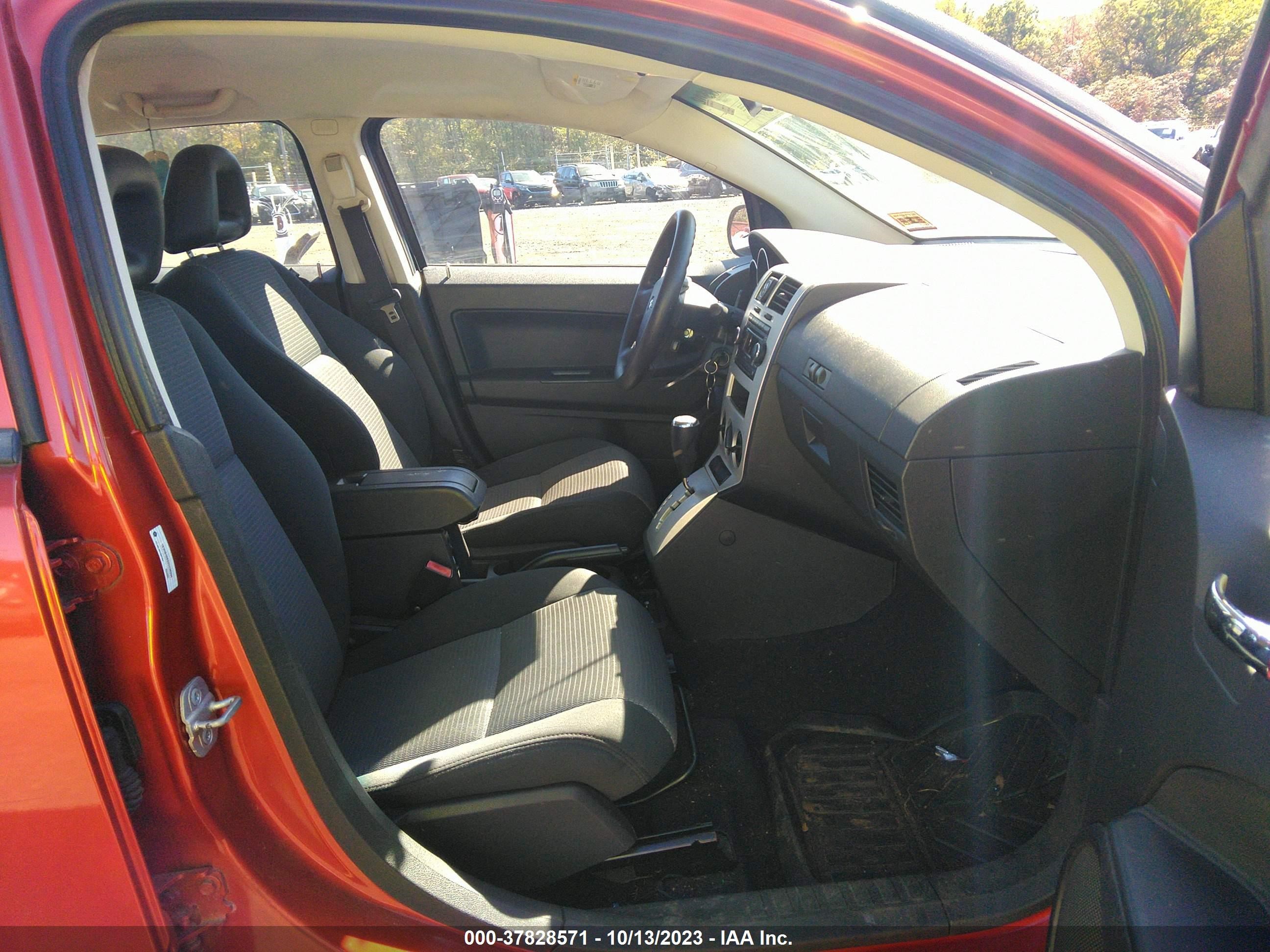 Photo 4 VIN: 1B3HB48B08D636594 - DODGE CALIBER 